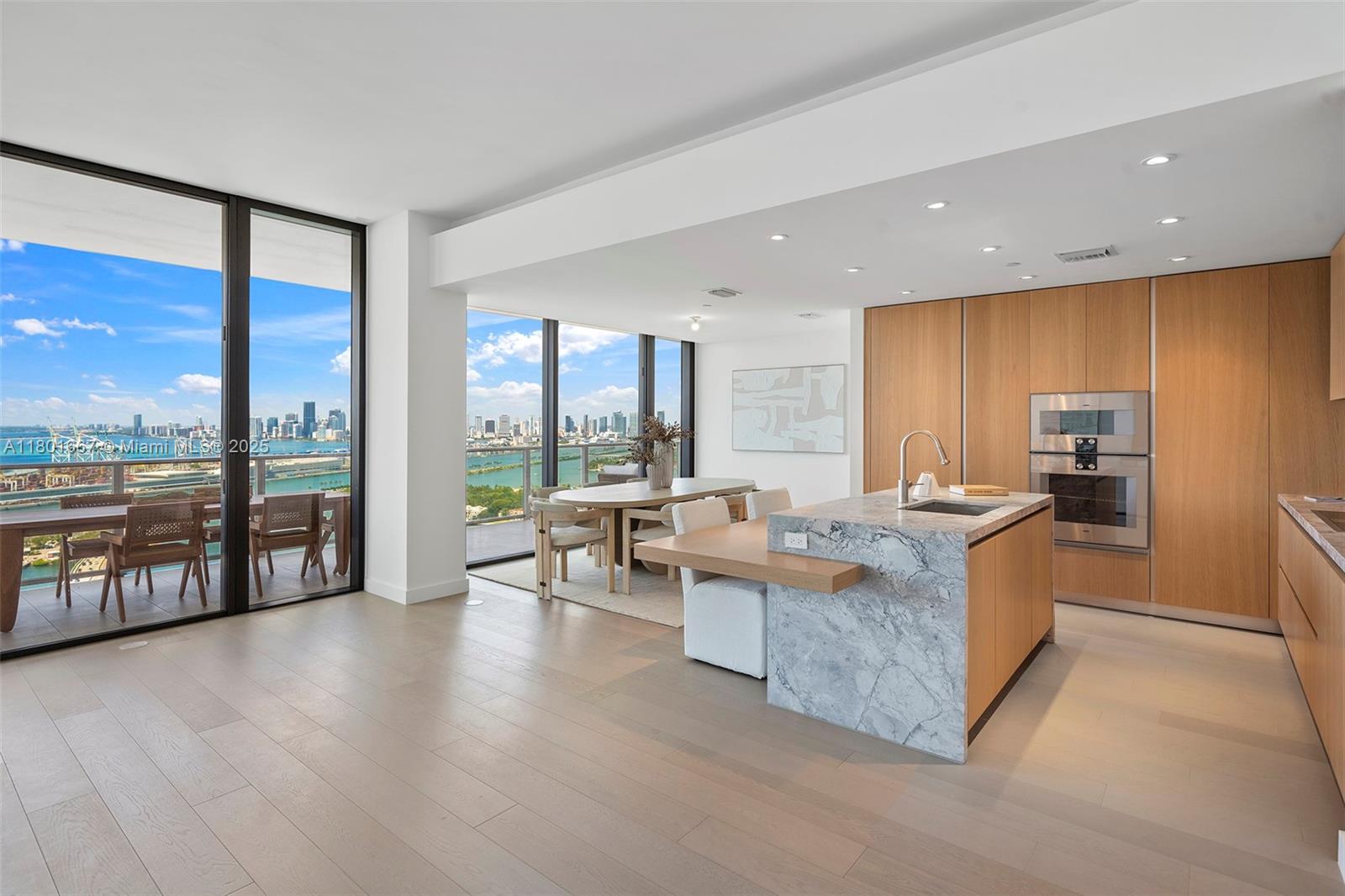 501 West Ave 3602