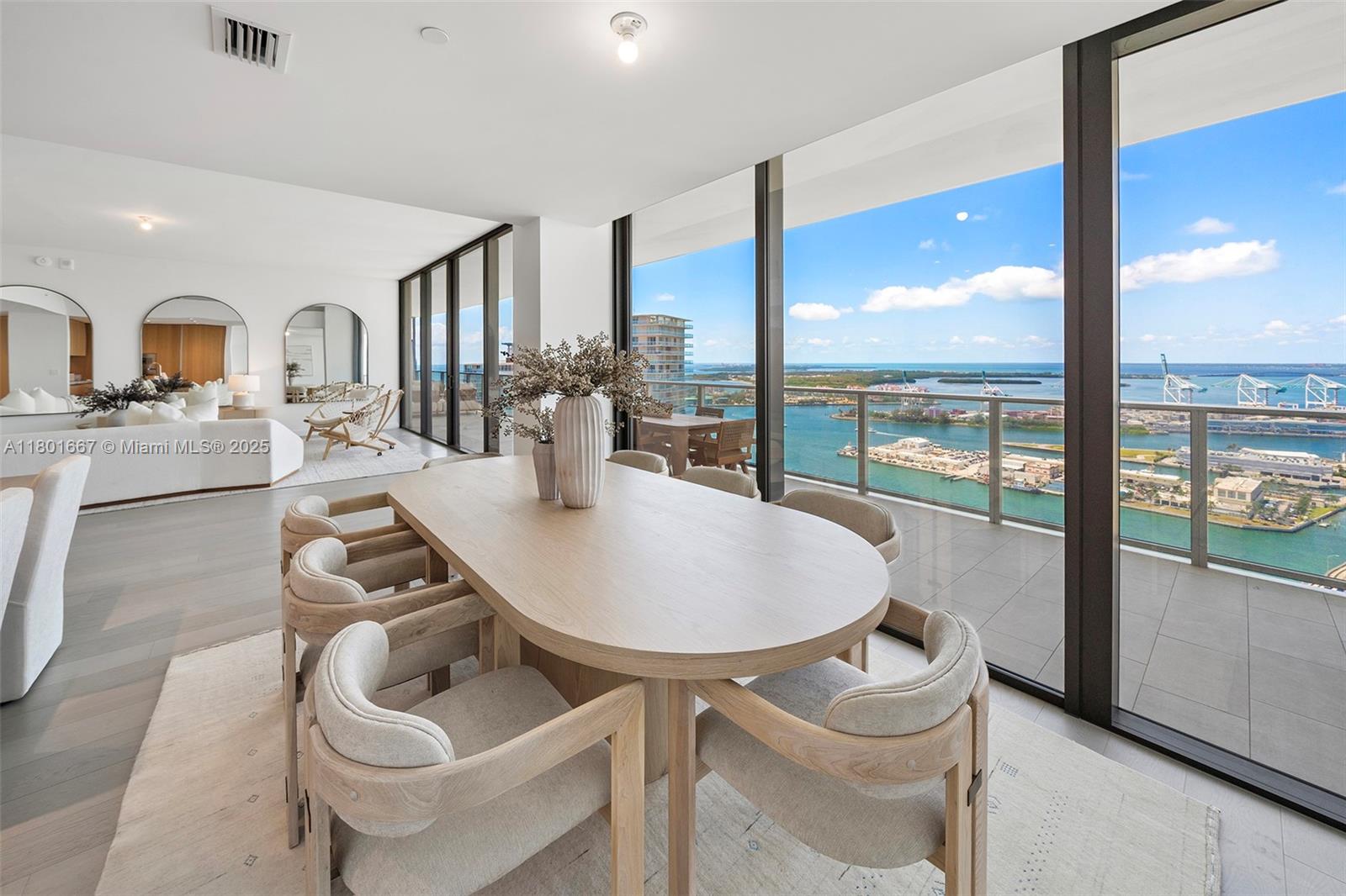 FIVE PARK CONDO - Residential