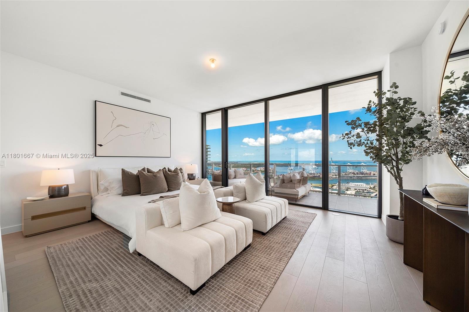 FIVE PARK CONDO - Residential