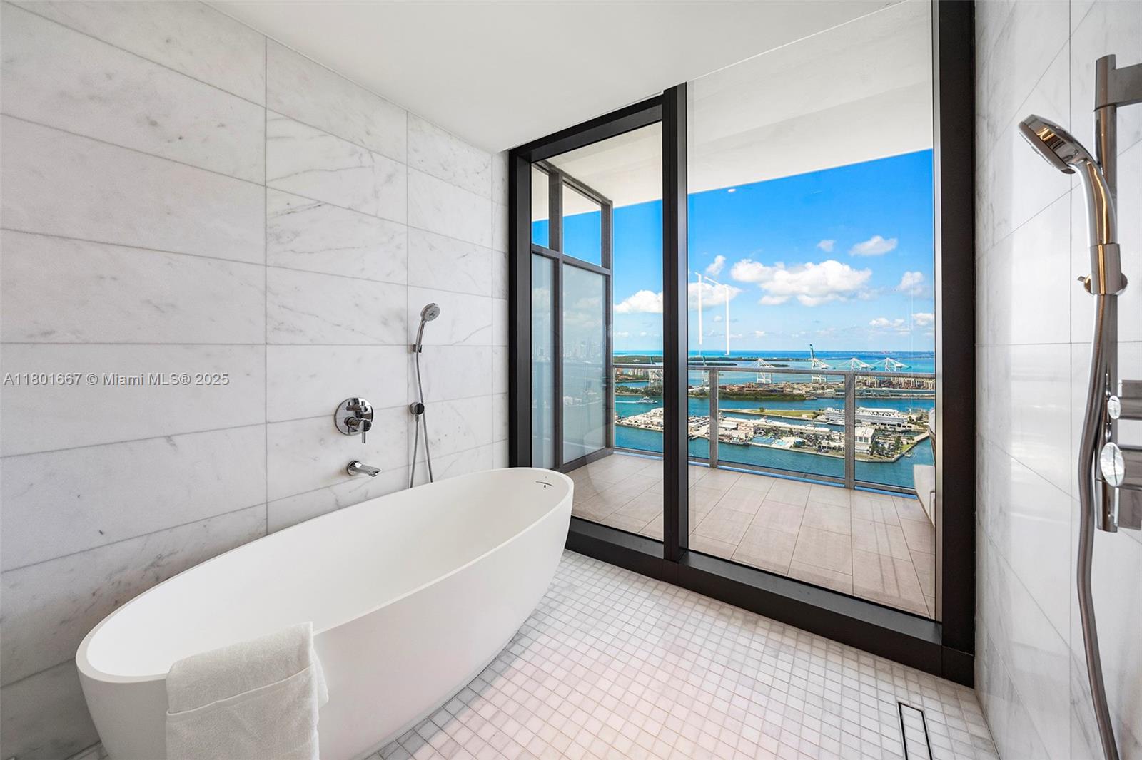 FIVE PARK CONDO - Residential