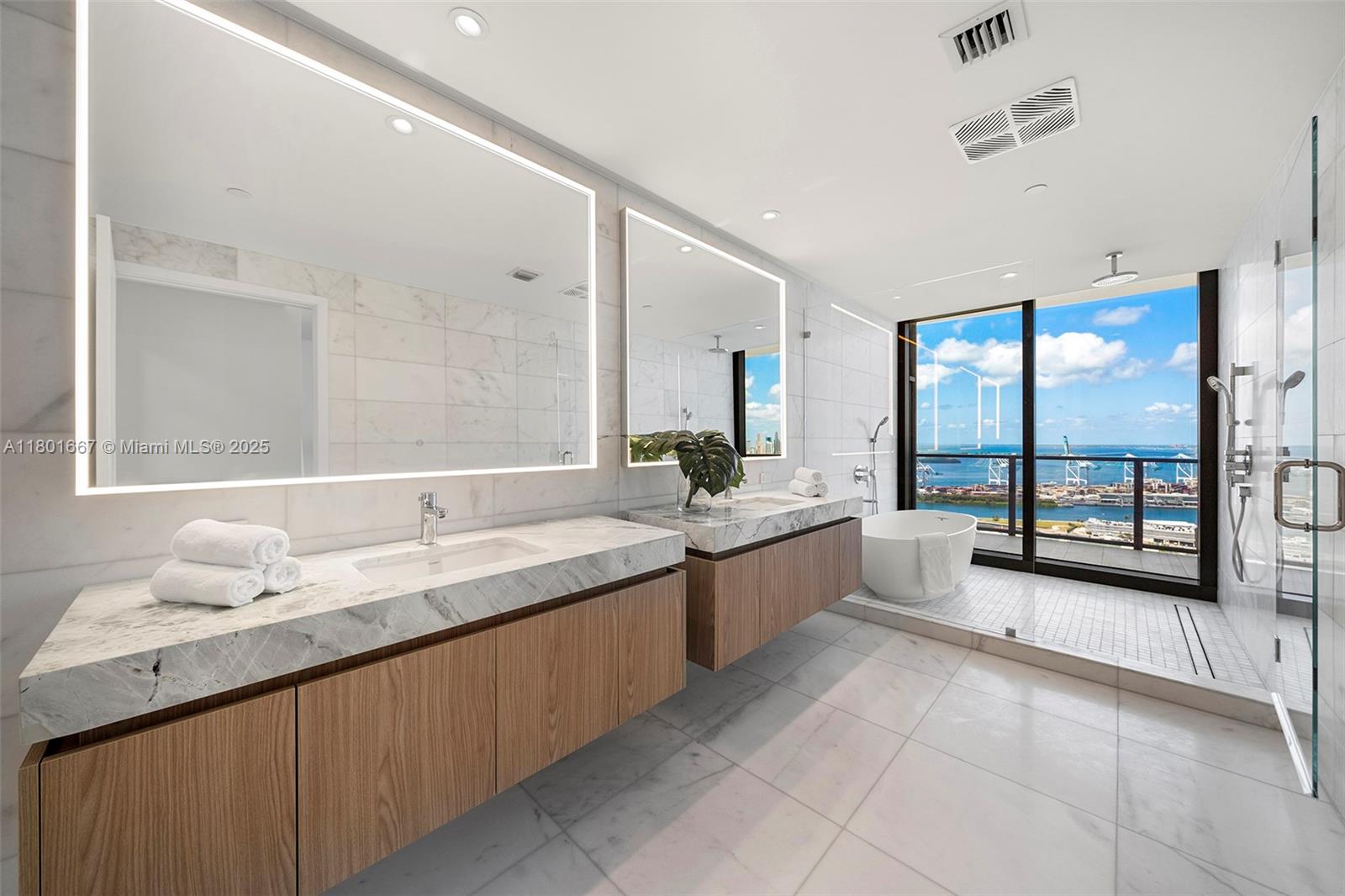 FIVE PARK CONDO - Residential