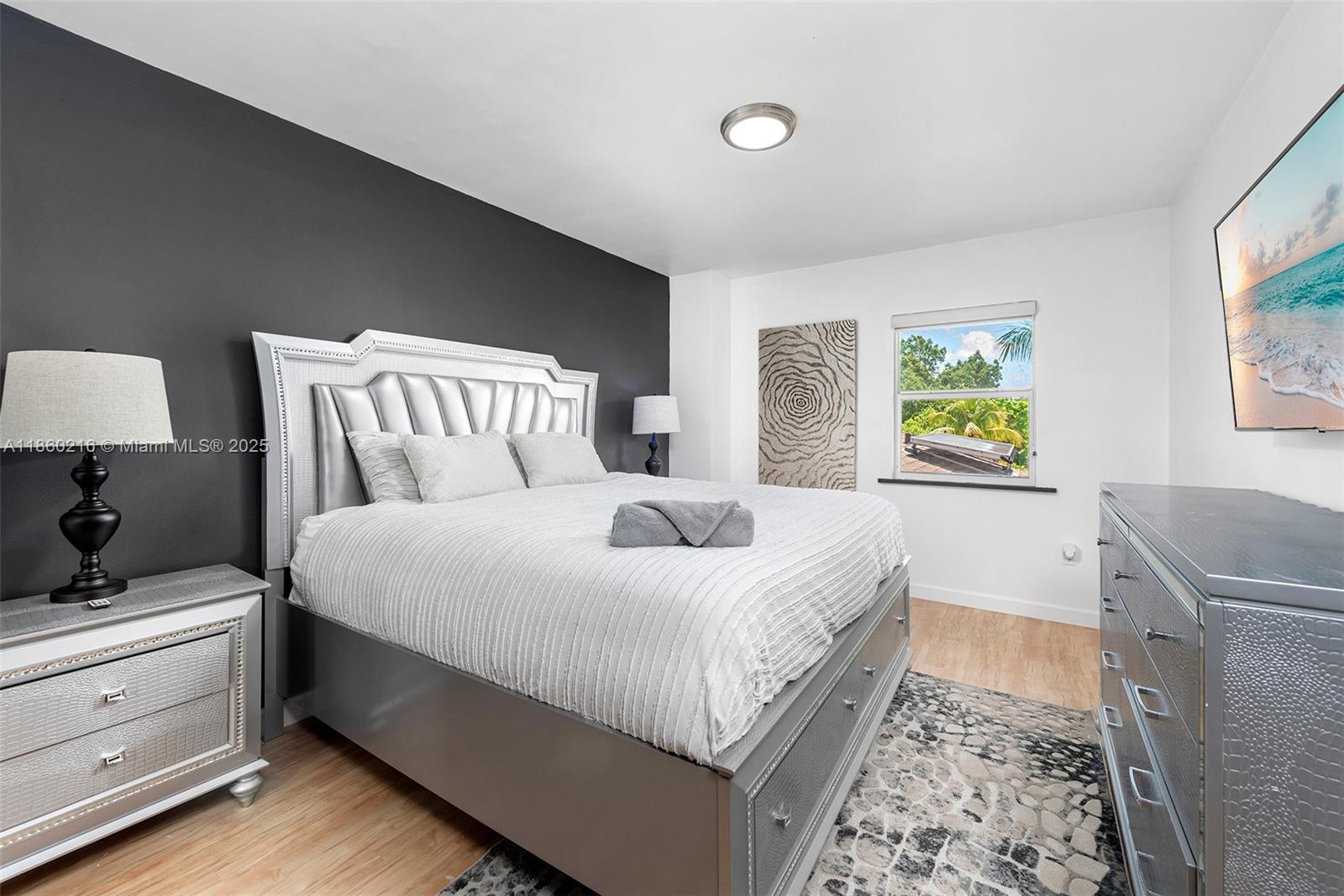 BISCAYNE GARDENS SEC A - Residential Lease