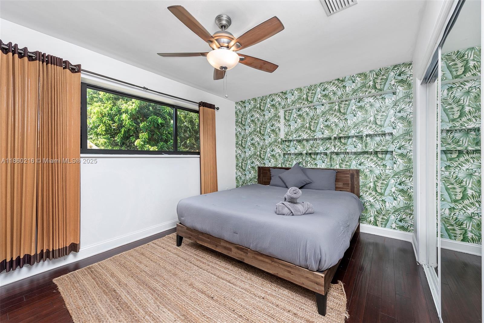 BISCAYNE GARDENS SEC A - Residential Lease