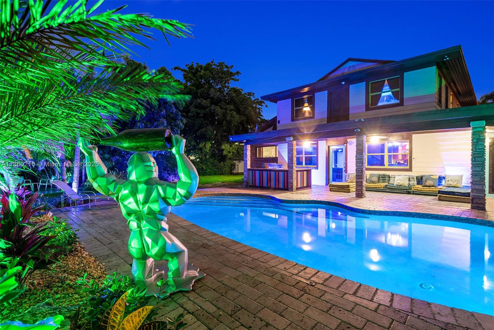 BISCAYNE GARDENS SEC A - Residential Lease