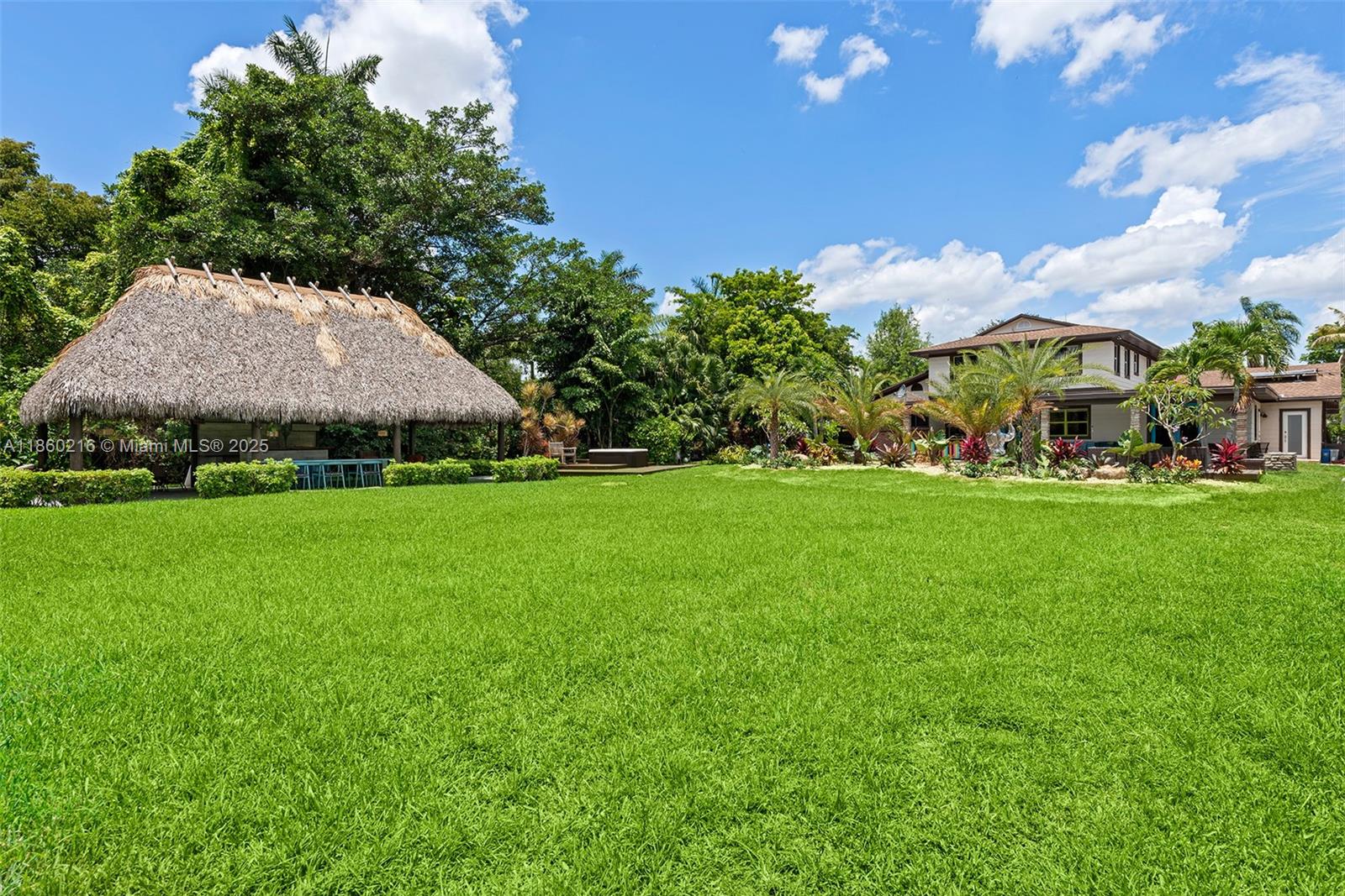 BISCAYNE GARDENS SEC A - Residential Lease