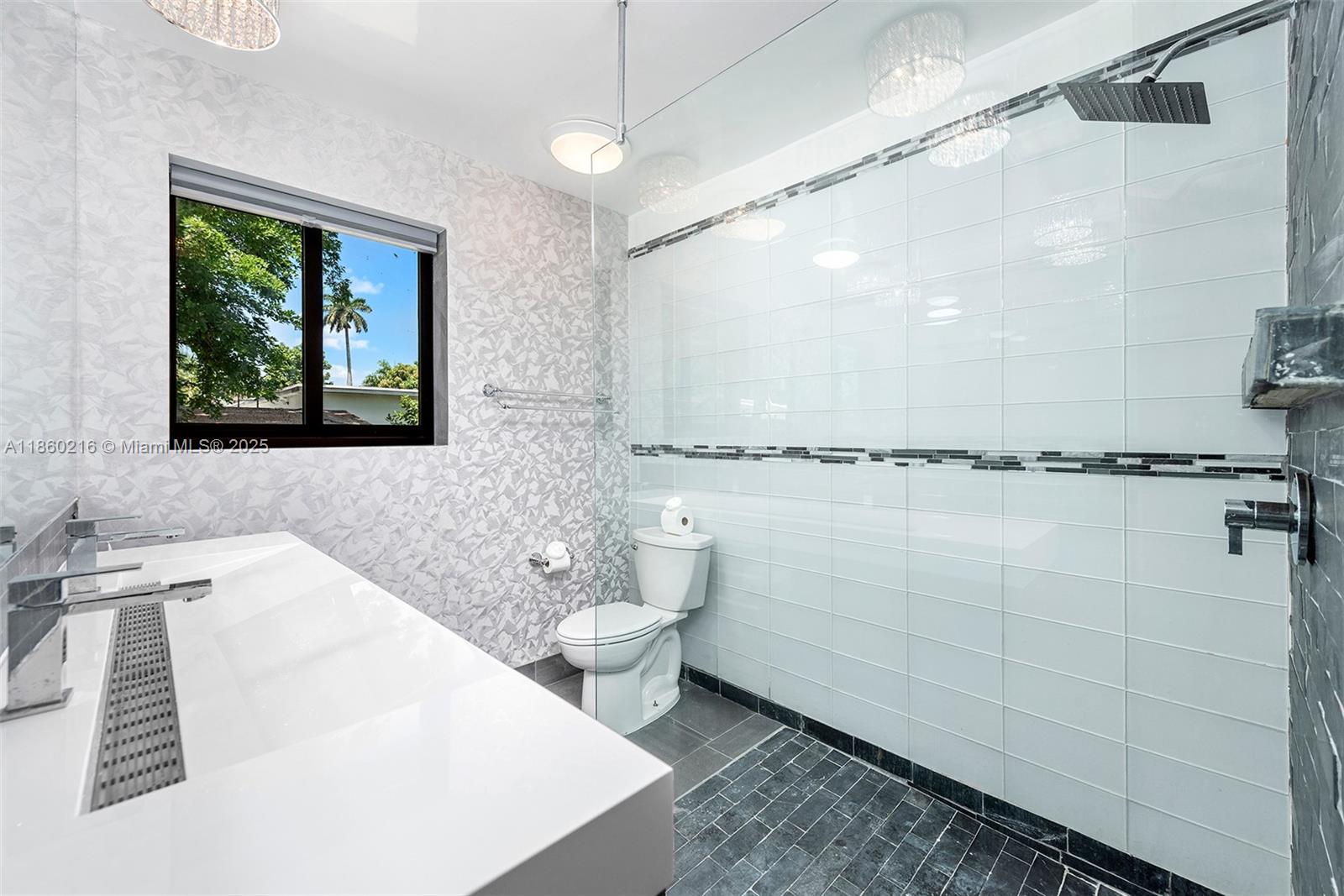 BISCAYNE GARDENS SEC A - Residential Lease