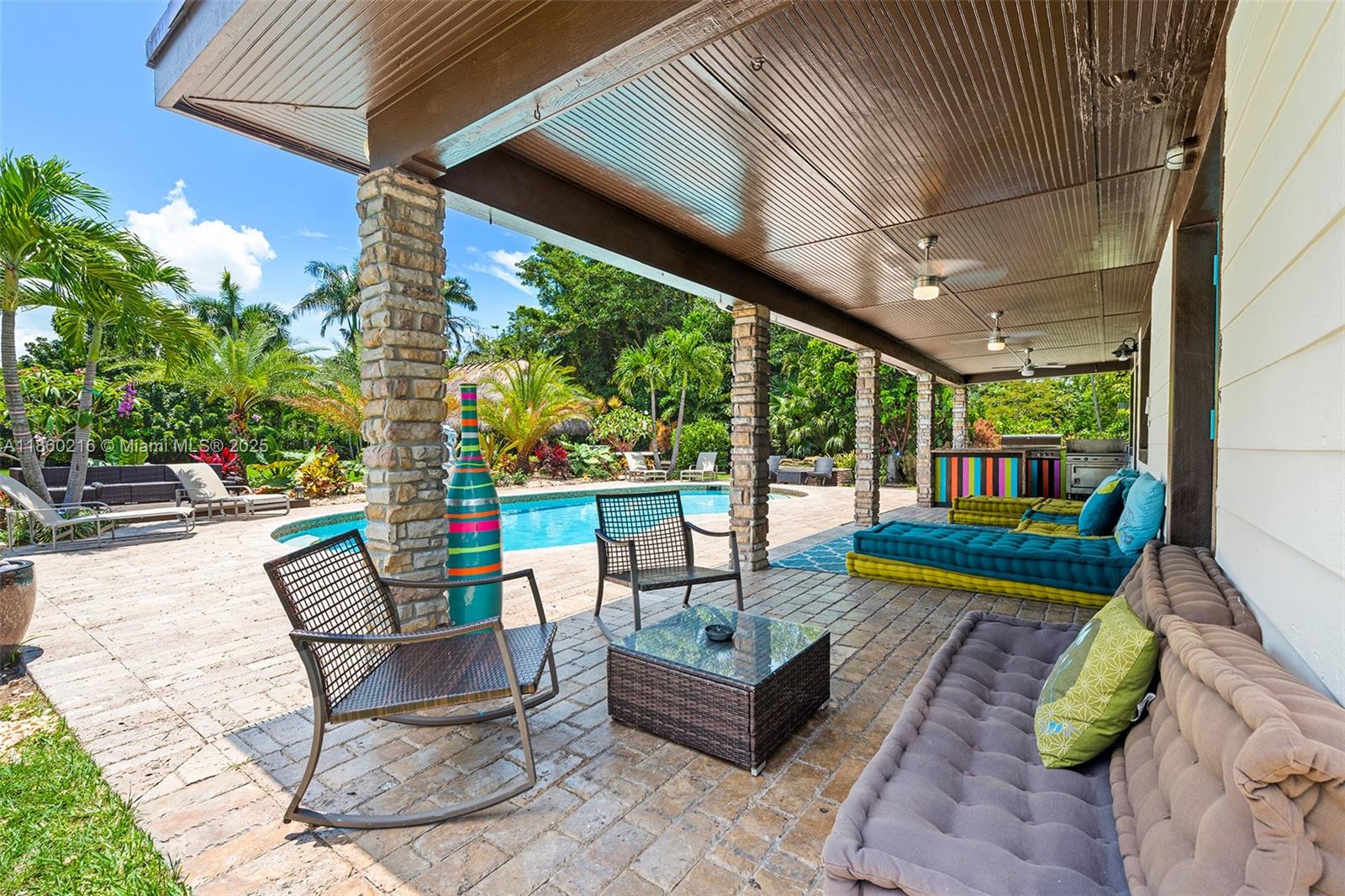 BISCAYNE GARDENS SEC A - Residential Lease