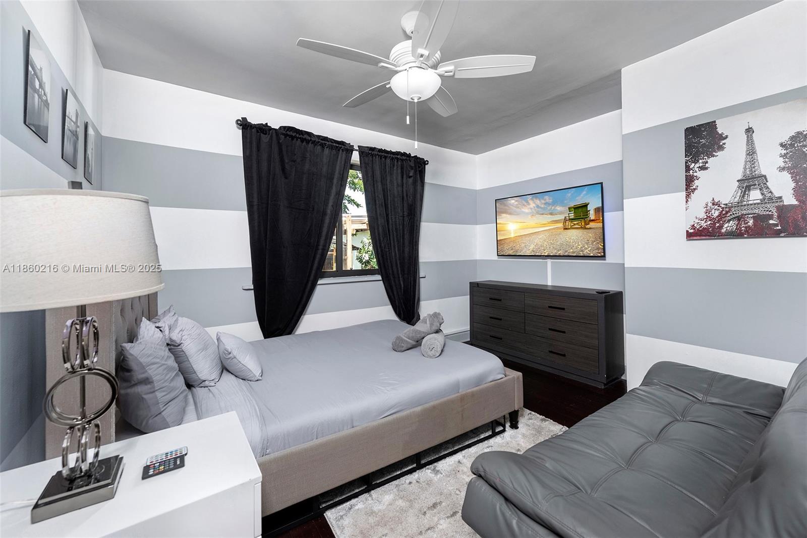 BISCAYNE GARDENS SEC A - Residential Lease