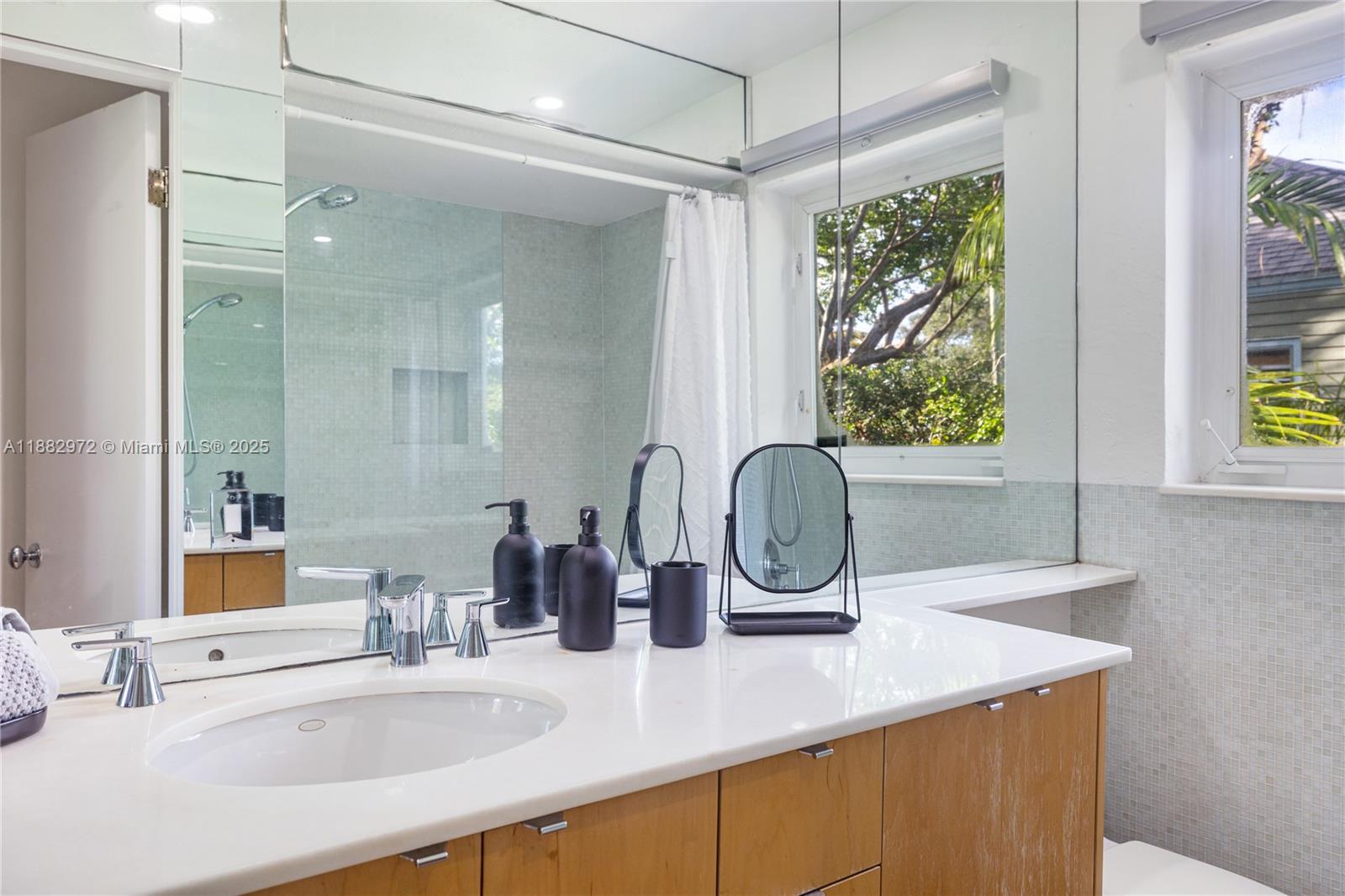 AMD PL GRIFFING BISCAYNE - Residential Lease