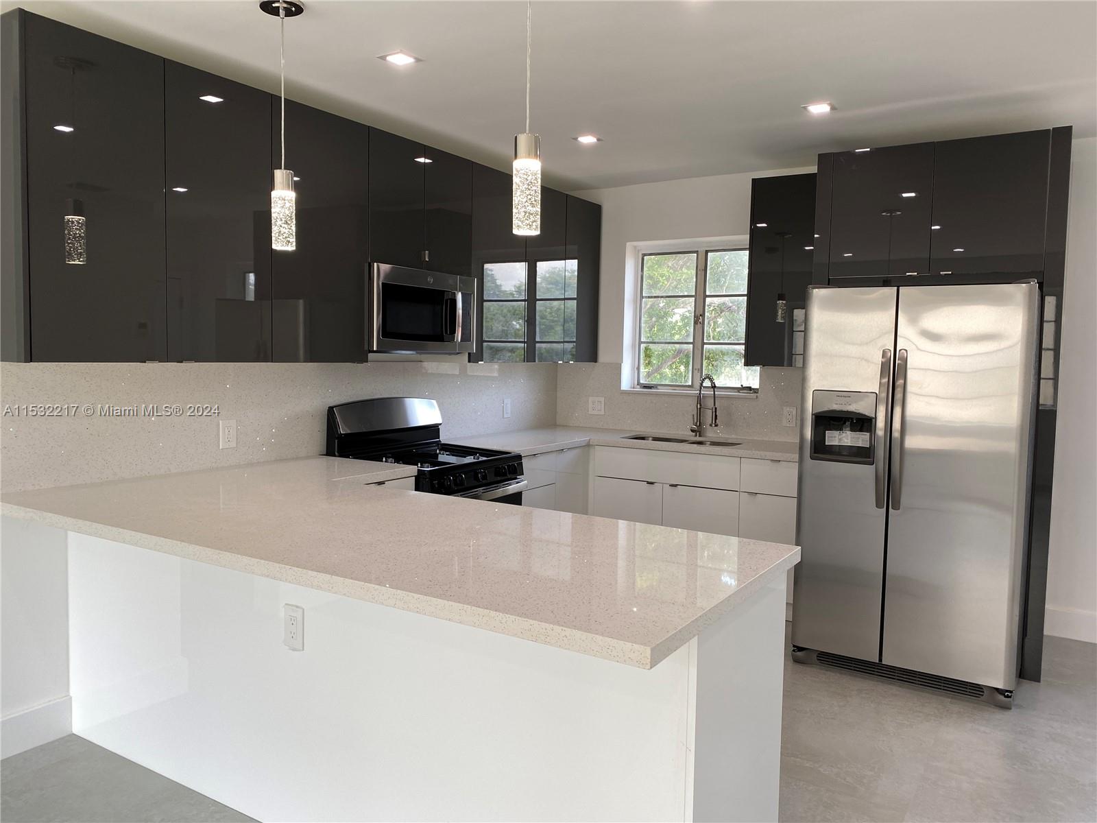 Beautifully remodeled apartment in the heart of Little Havana, 2 bedrooms, 2 bathroom, laundry inside the unit, ceramic floors throughout, stainless steel appliances, central A/C. Vacant & ready to move in!