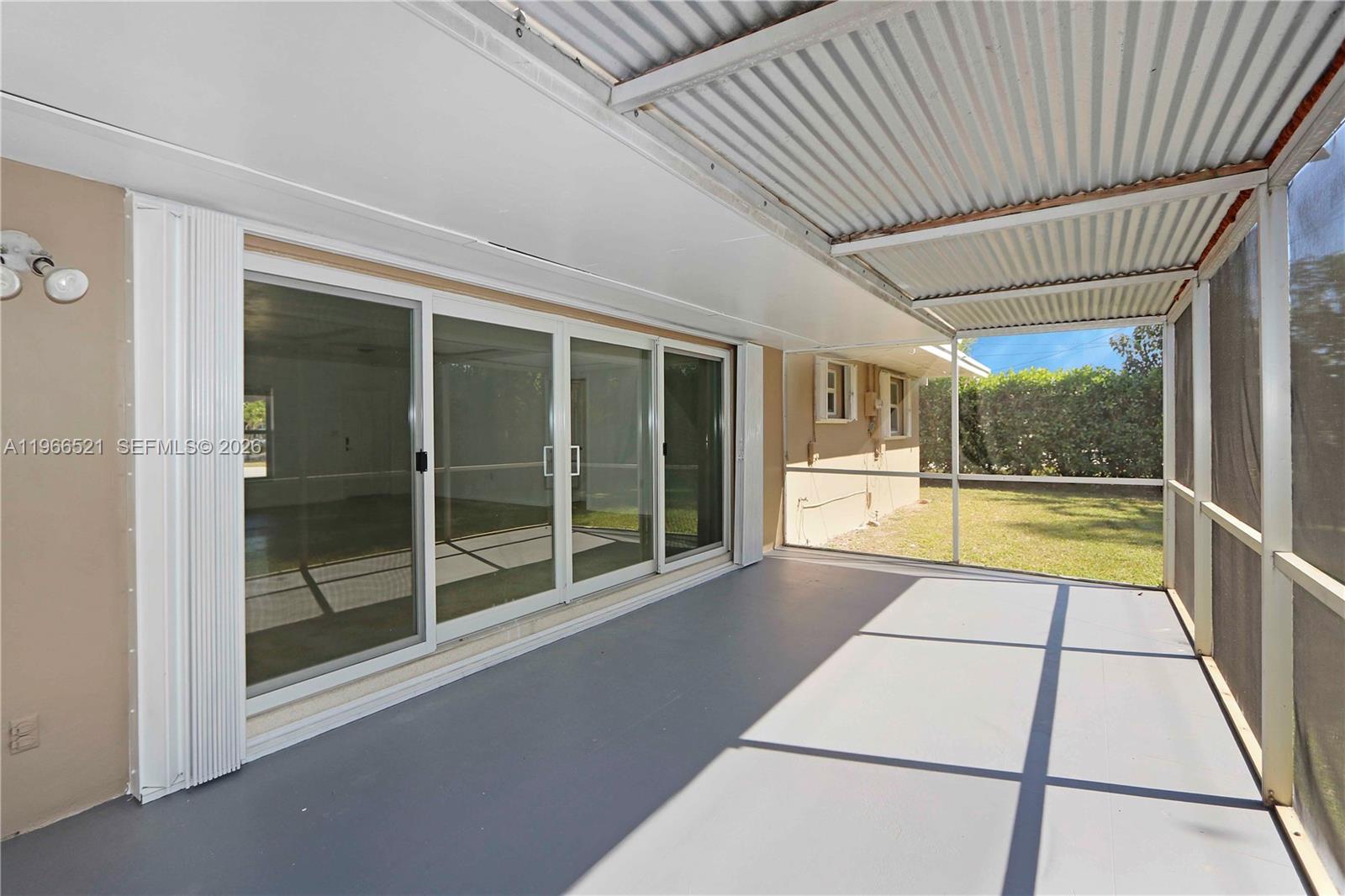 SNAPPER CREEK PARK UNIT N - Residential