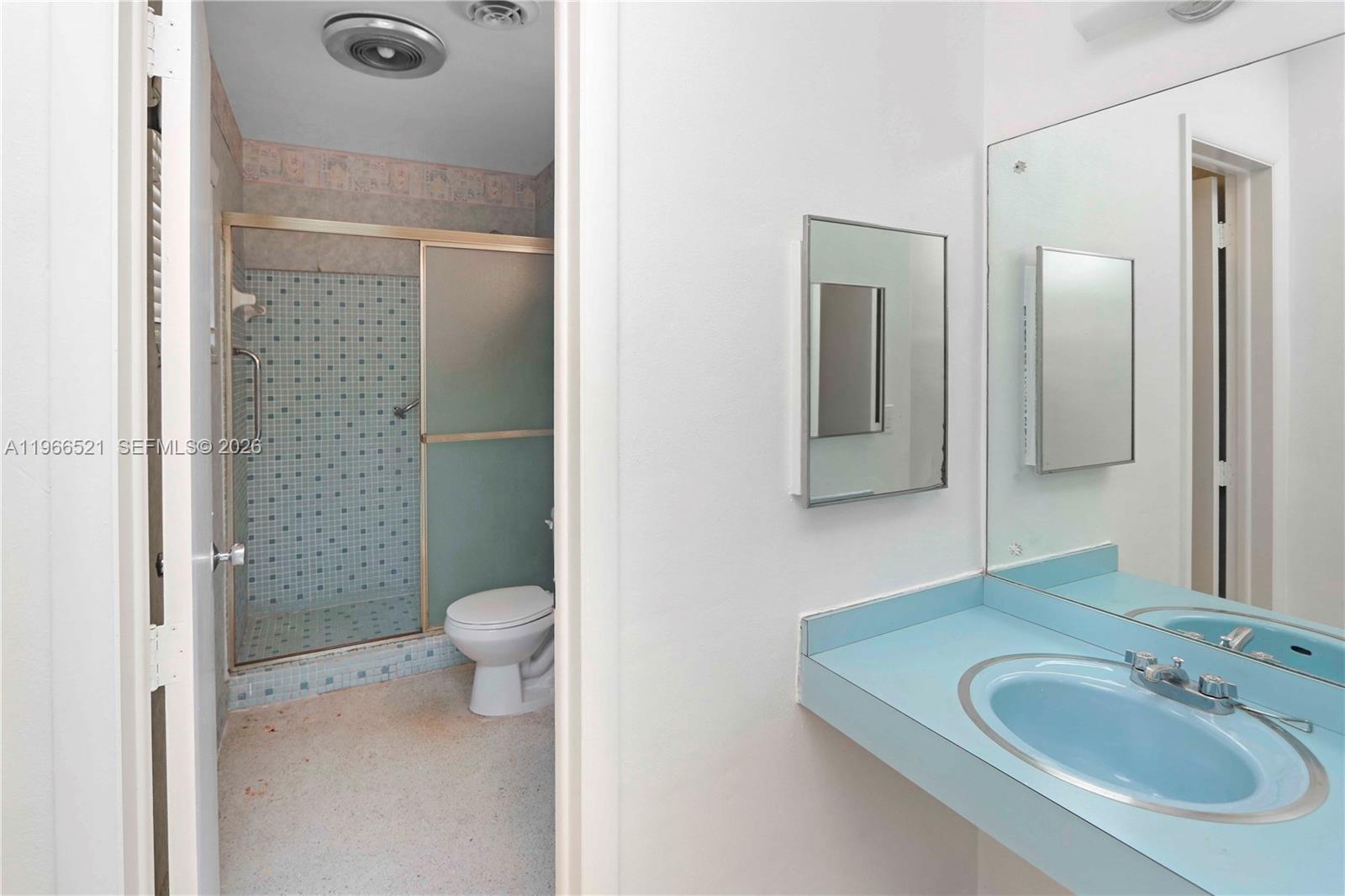 SNAPPER CREEK PARK UNIT N - Residential