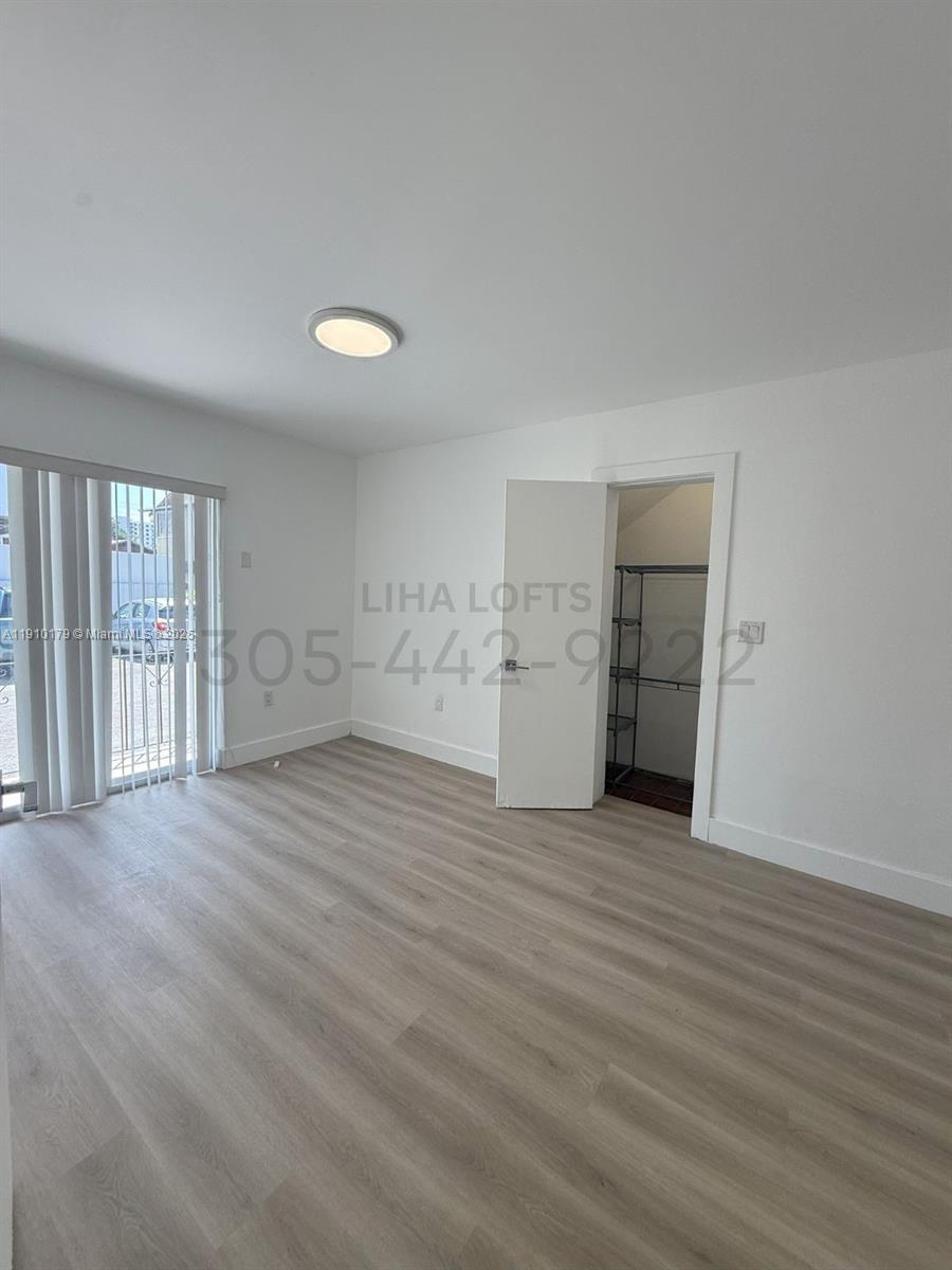 LAWRENCE EST LAND CO - Residential Lease