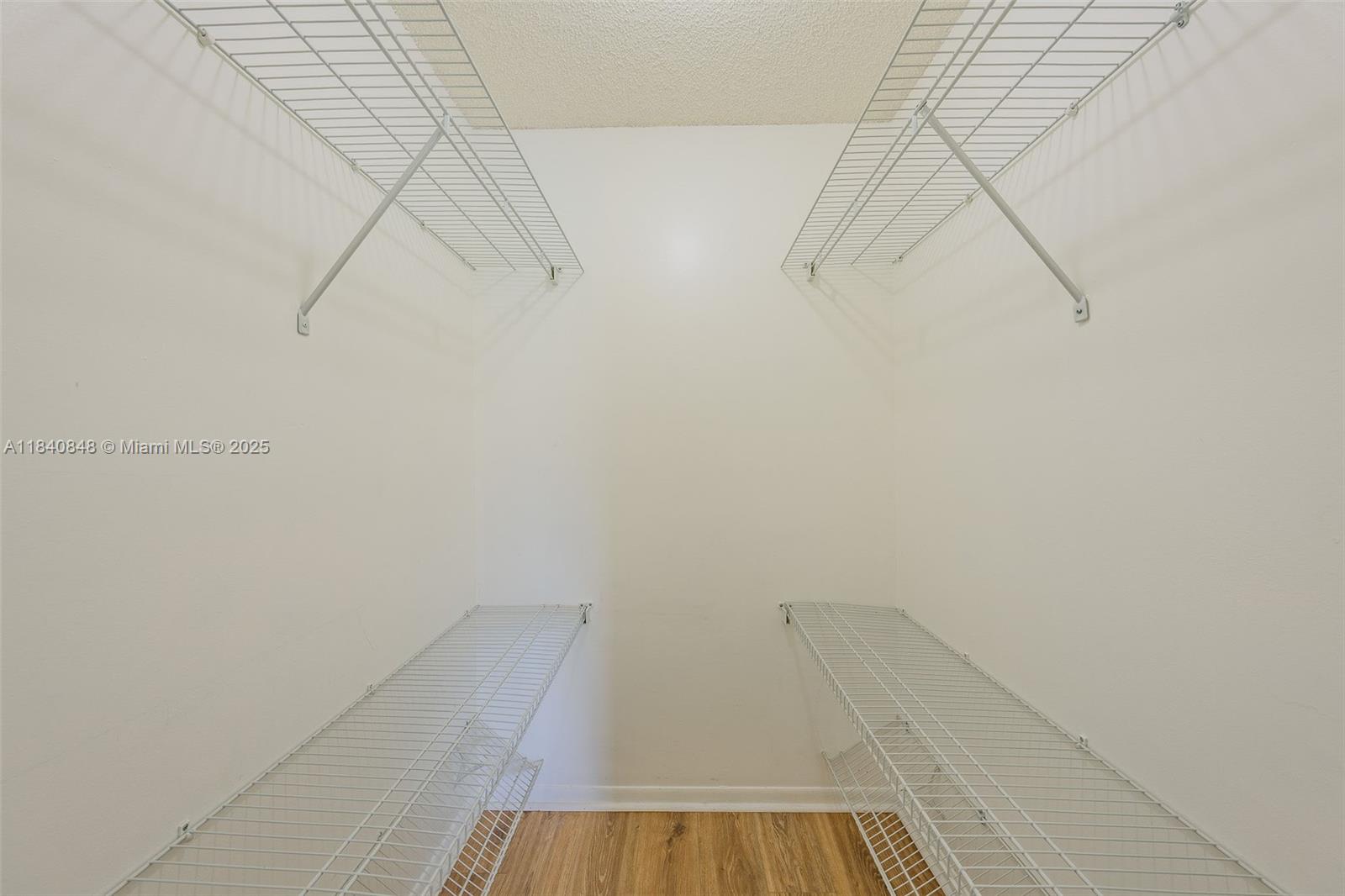 LAS VISTAS C IN INVERRARY - Residential