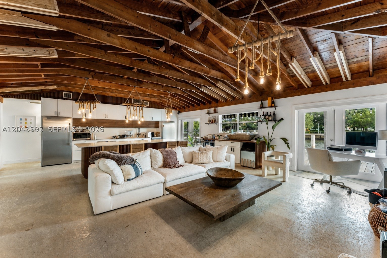 1110 NW North River Dr
