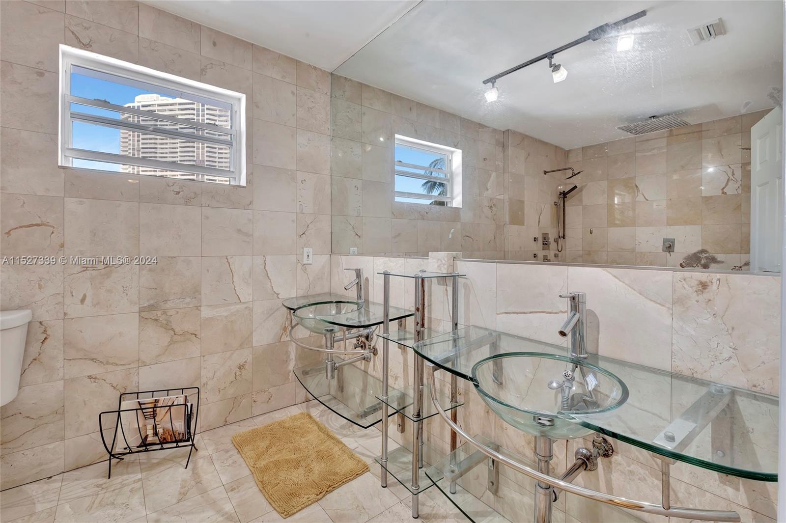 EASTERN SHORES 1ST ADDN - Residential