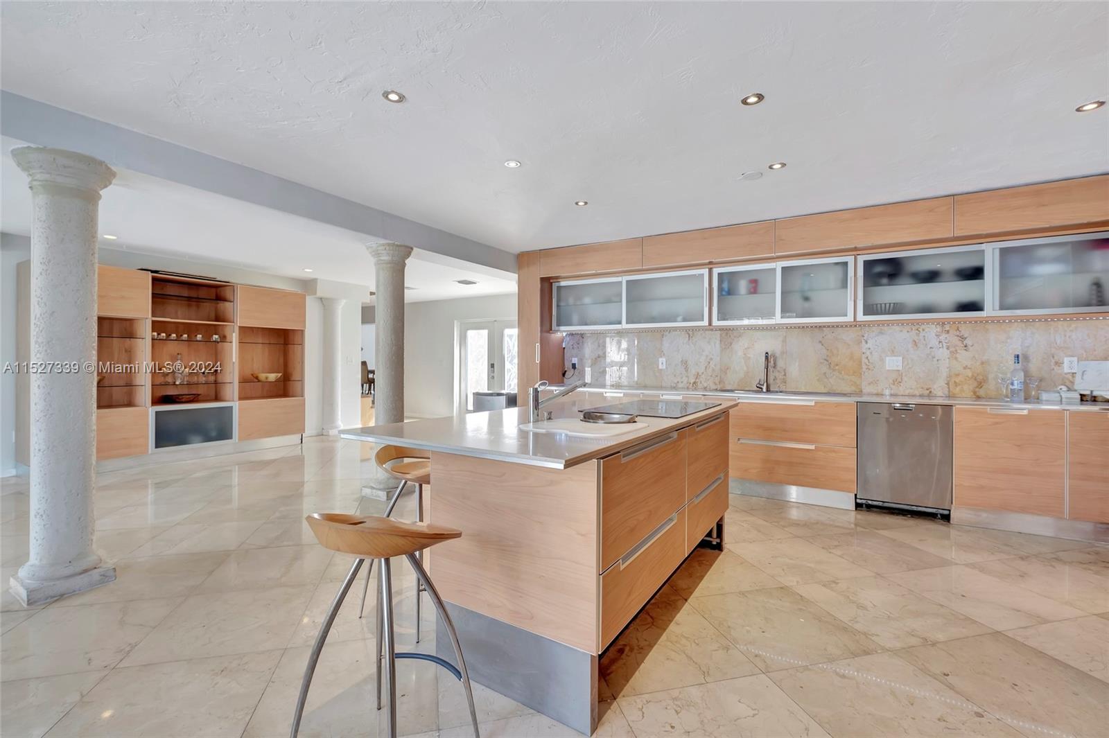 EASTERN SHORES 1ST ADDN - Residential