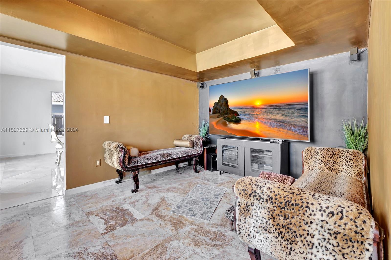 EASTERN SHORES 1ST ADDN - Residential