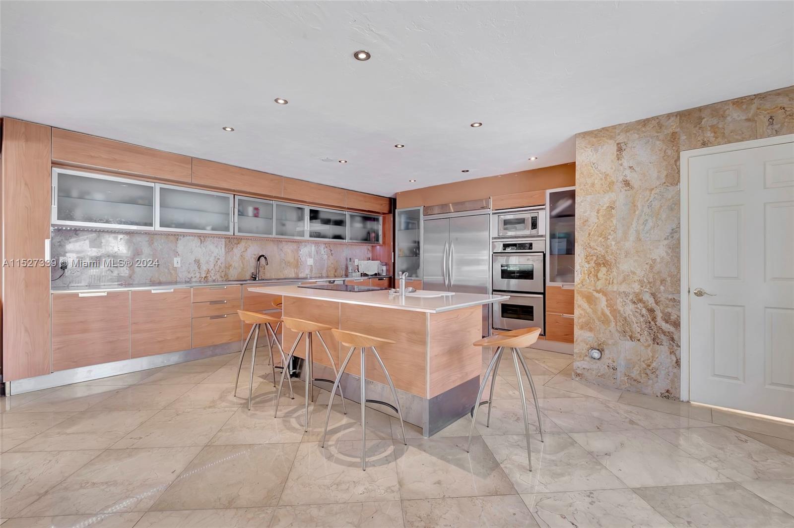 EASTERN SHORES 1ST ADDN - Residential