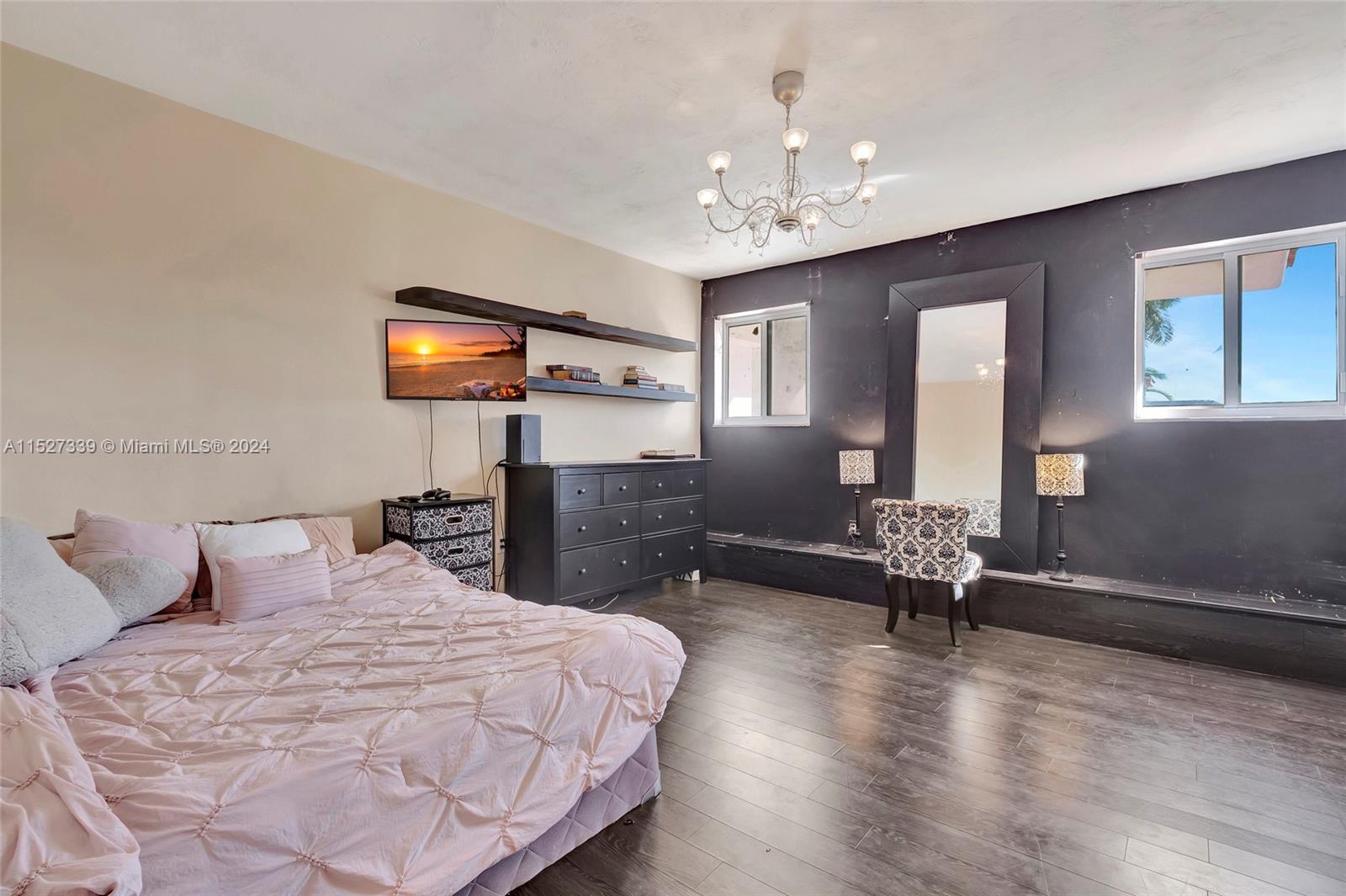 EASTERN SHORES 1ST ADDN - Residential