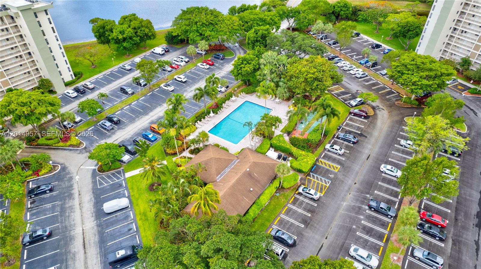 NO 49 PALM-AIRE COUNTRY C - Residential