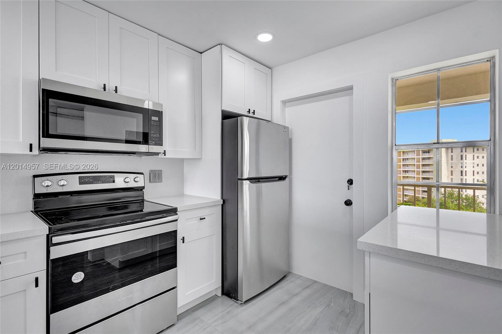NO 49 PALM-AIRE COUNTRY C - Residential