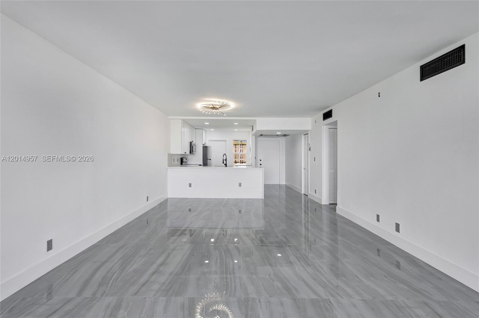 NO 49 PALM-AIRE COUNTRY C - Residential