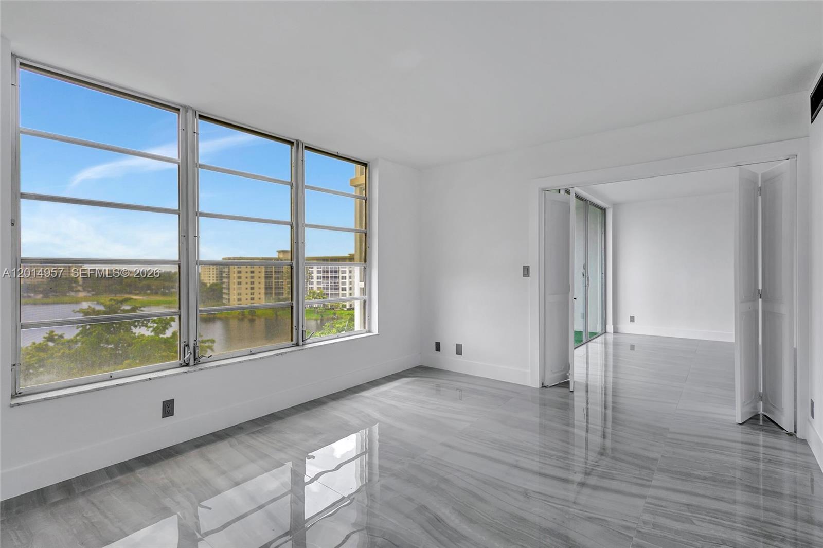 NO 49 PALM-AIRE COUNTRY C - Residential