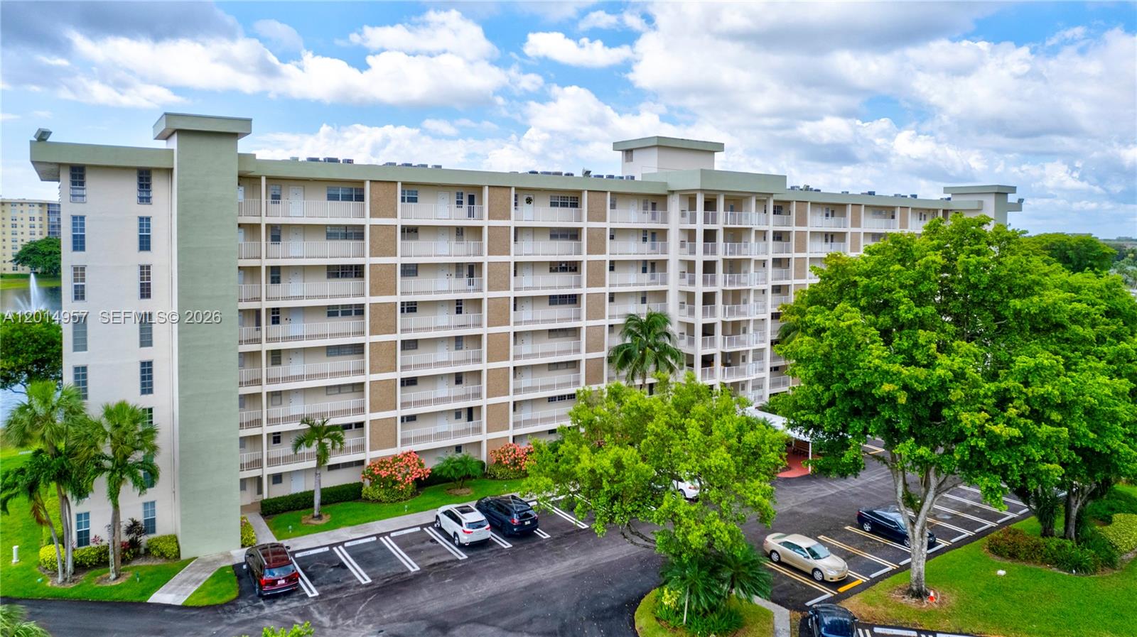 NO 49 PALM-AIRE COUNTRY C - Residential