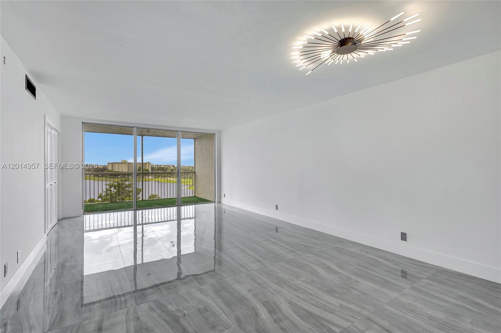 NO 49 PALM-AIRE COUNTRY C - Residential