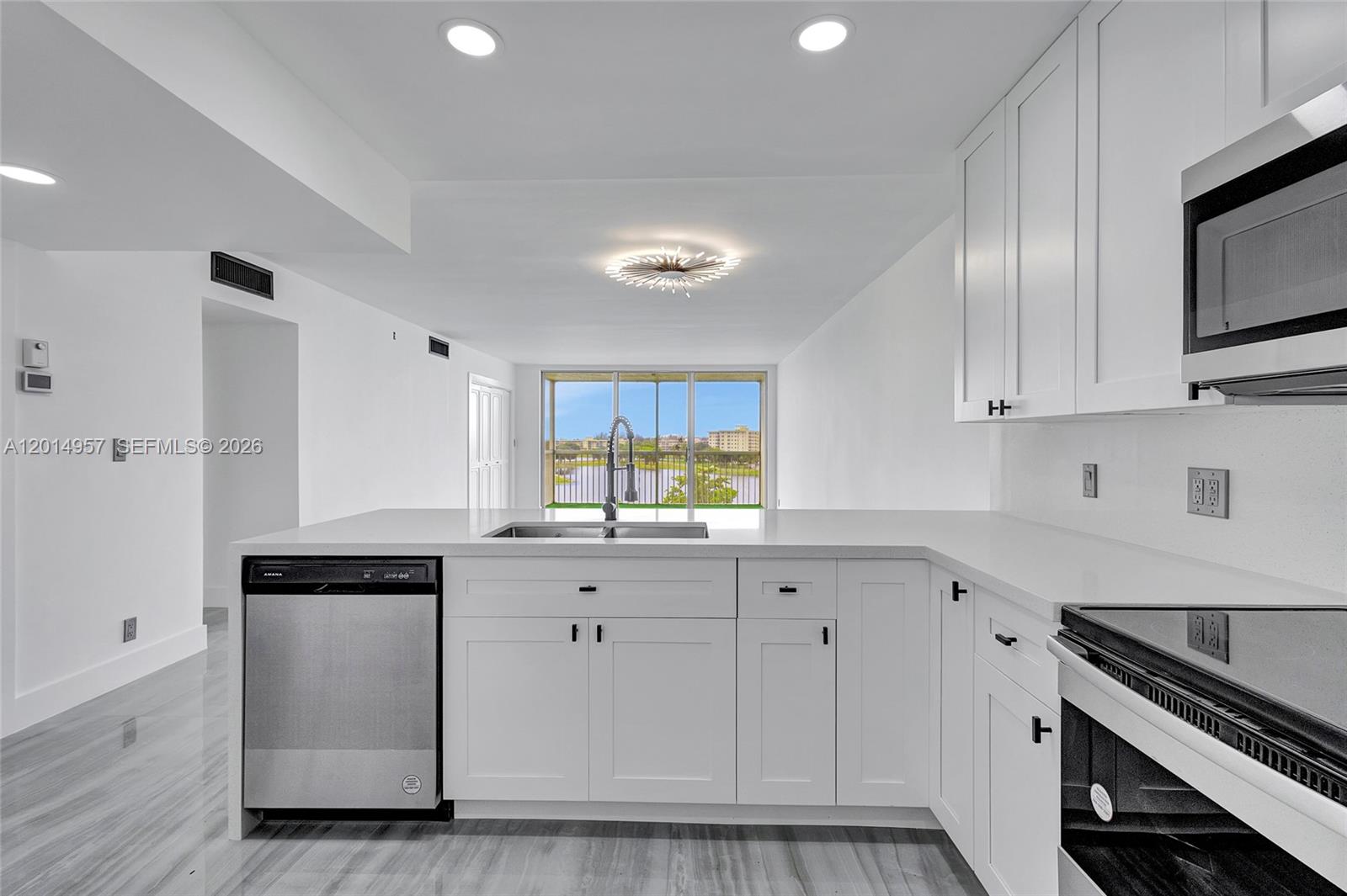 NO 49 PALM-AIRE COUNTRY C - Residential