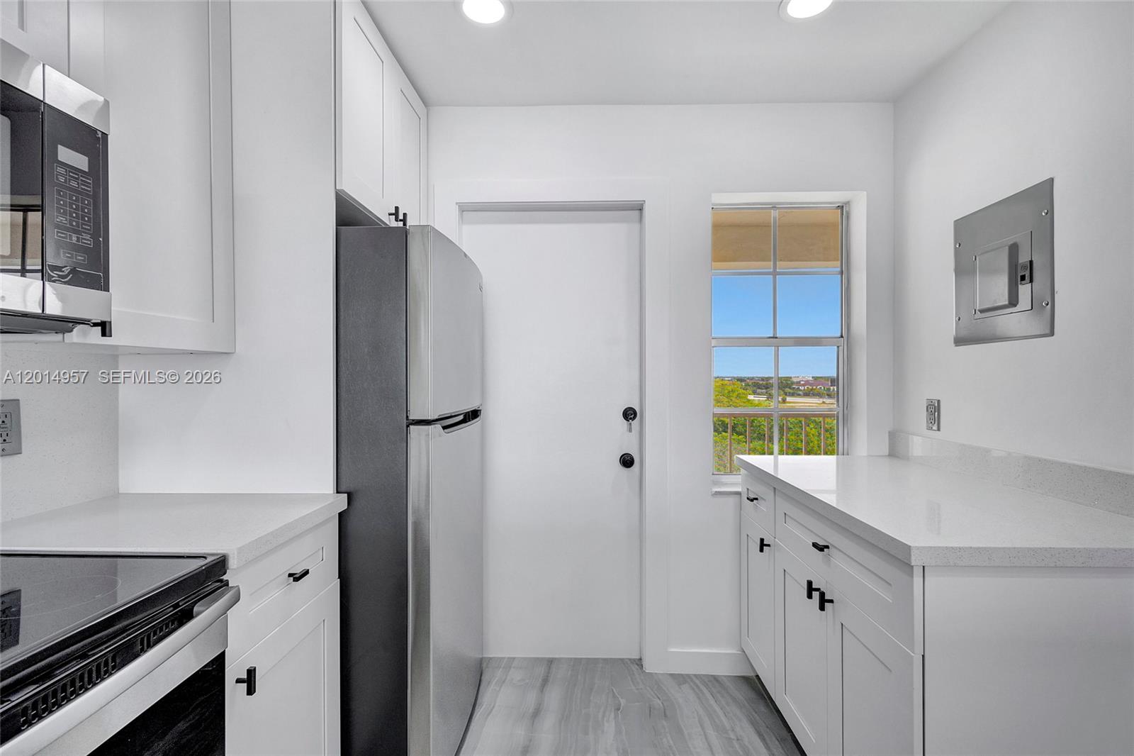 NO 49 PALM-AIRE COUNTRY C - Residential