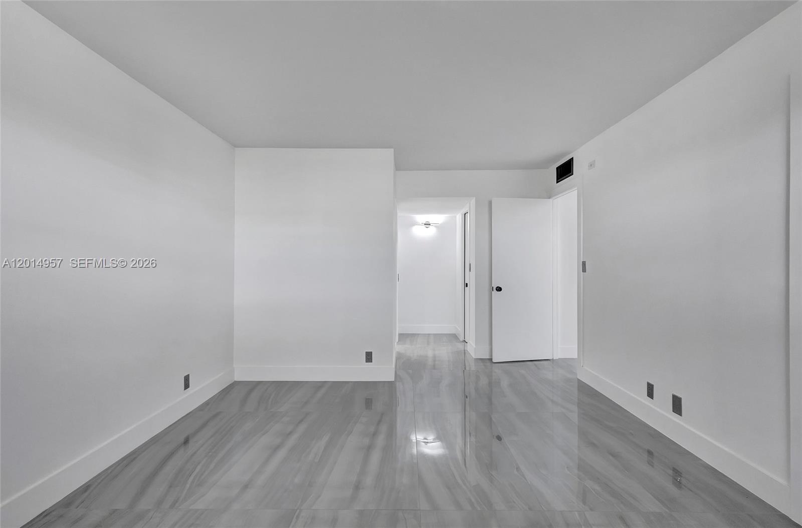 NO 49 PALM-AIRE COUNTRY C - Residential