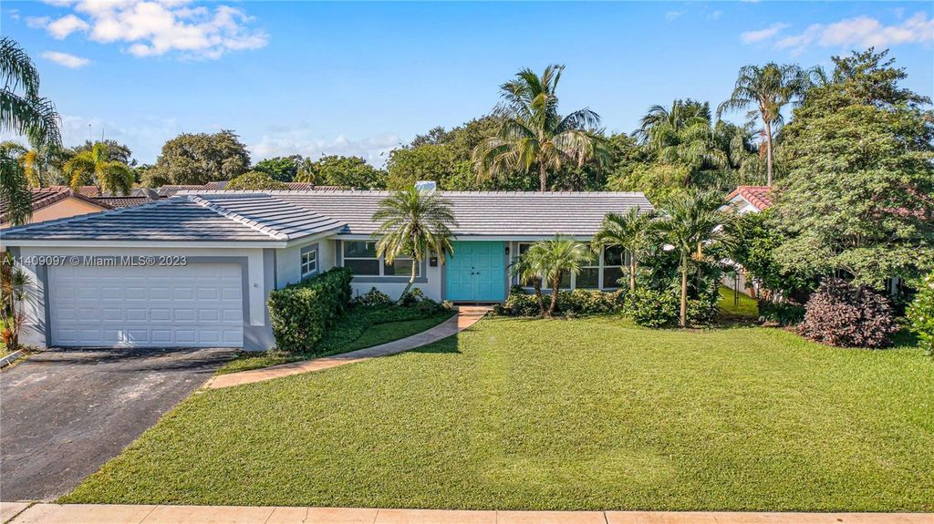 Photo of 4912 Roosevelt St, Hollywood, FL 33021 (MLS # A11409097)