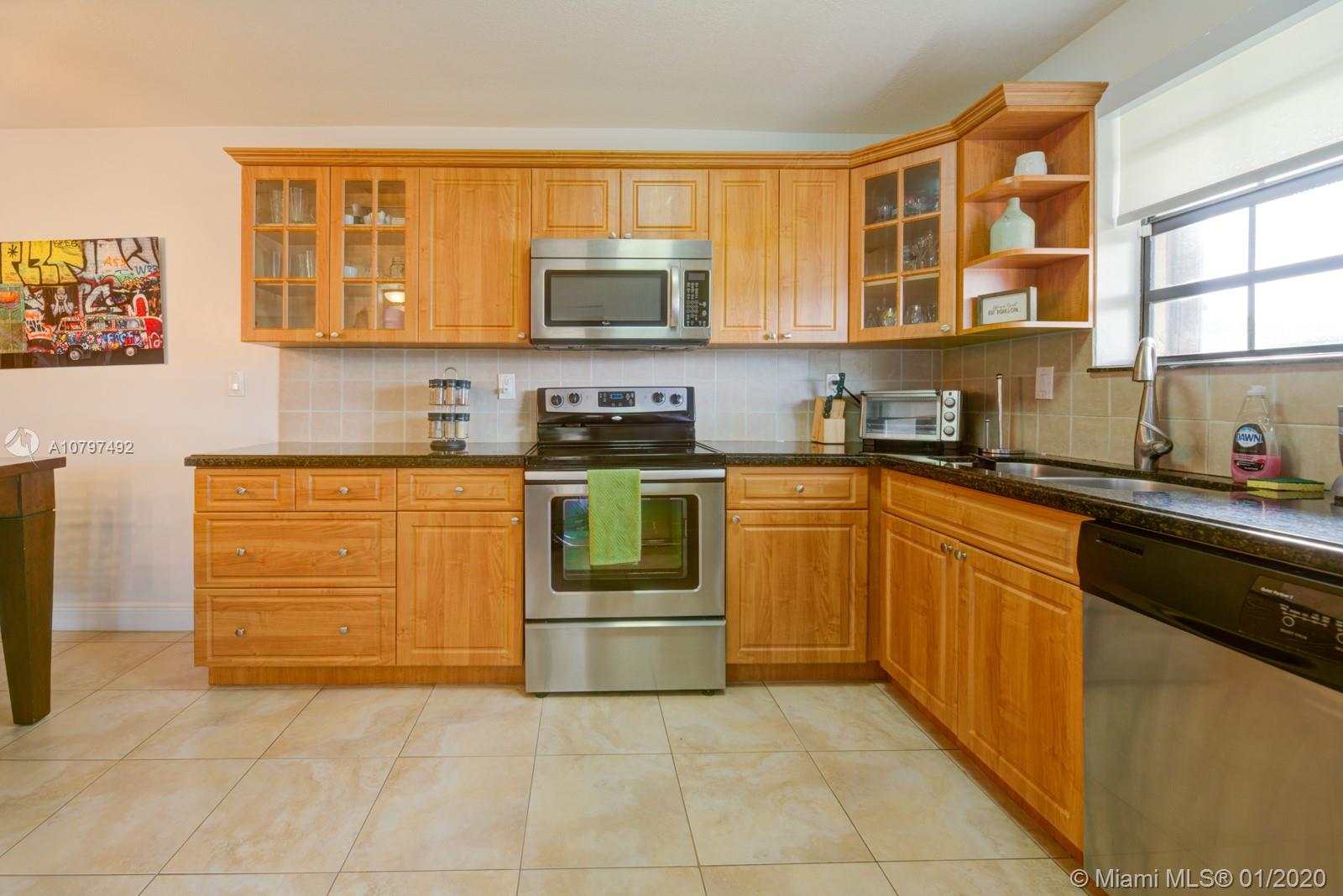 HOST CROSSINGS - Residential