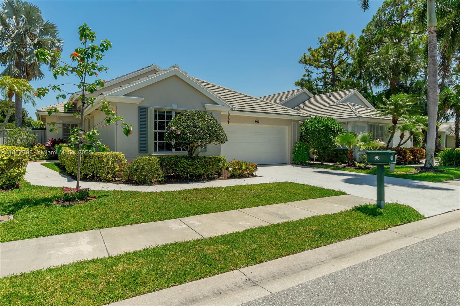 603 Masters Way, Palm Beach Gardens, FL, 33418/$875,000 1 603 Masters Way