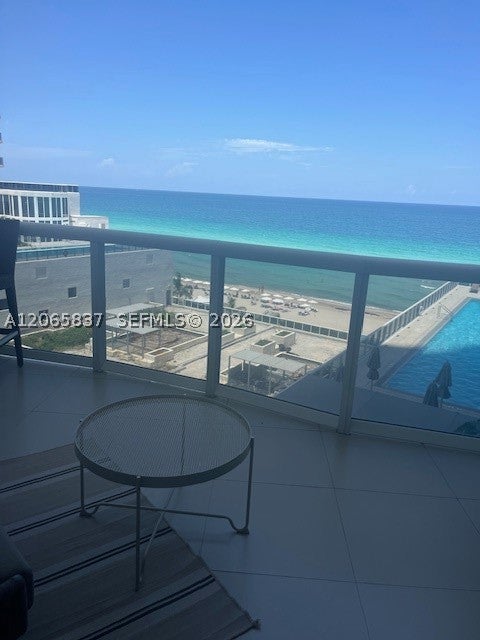 15901 Collins Ave 604