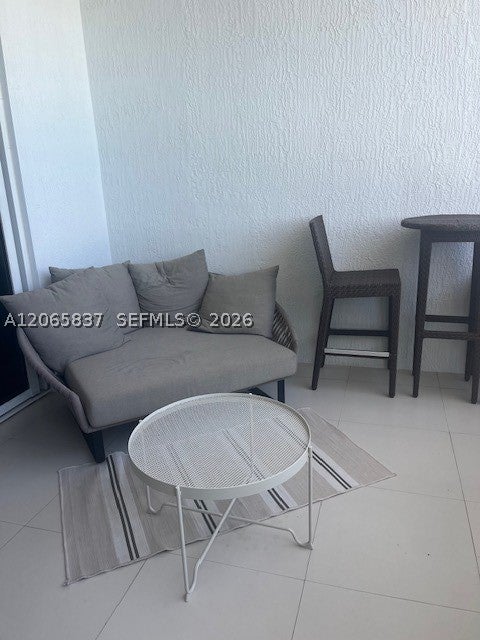 15901 Collins Ave 604