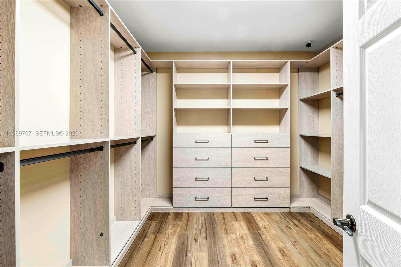 VILLAS OF IRONHORSE - Residential