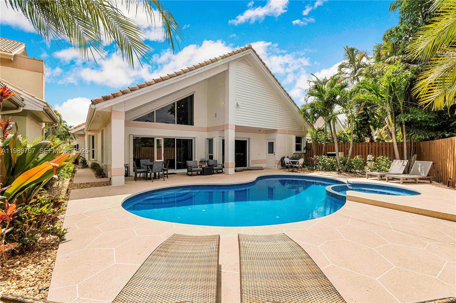 VILLAS OF IRONHORSE - Residential