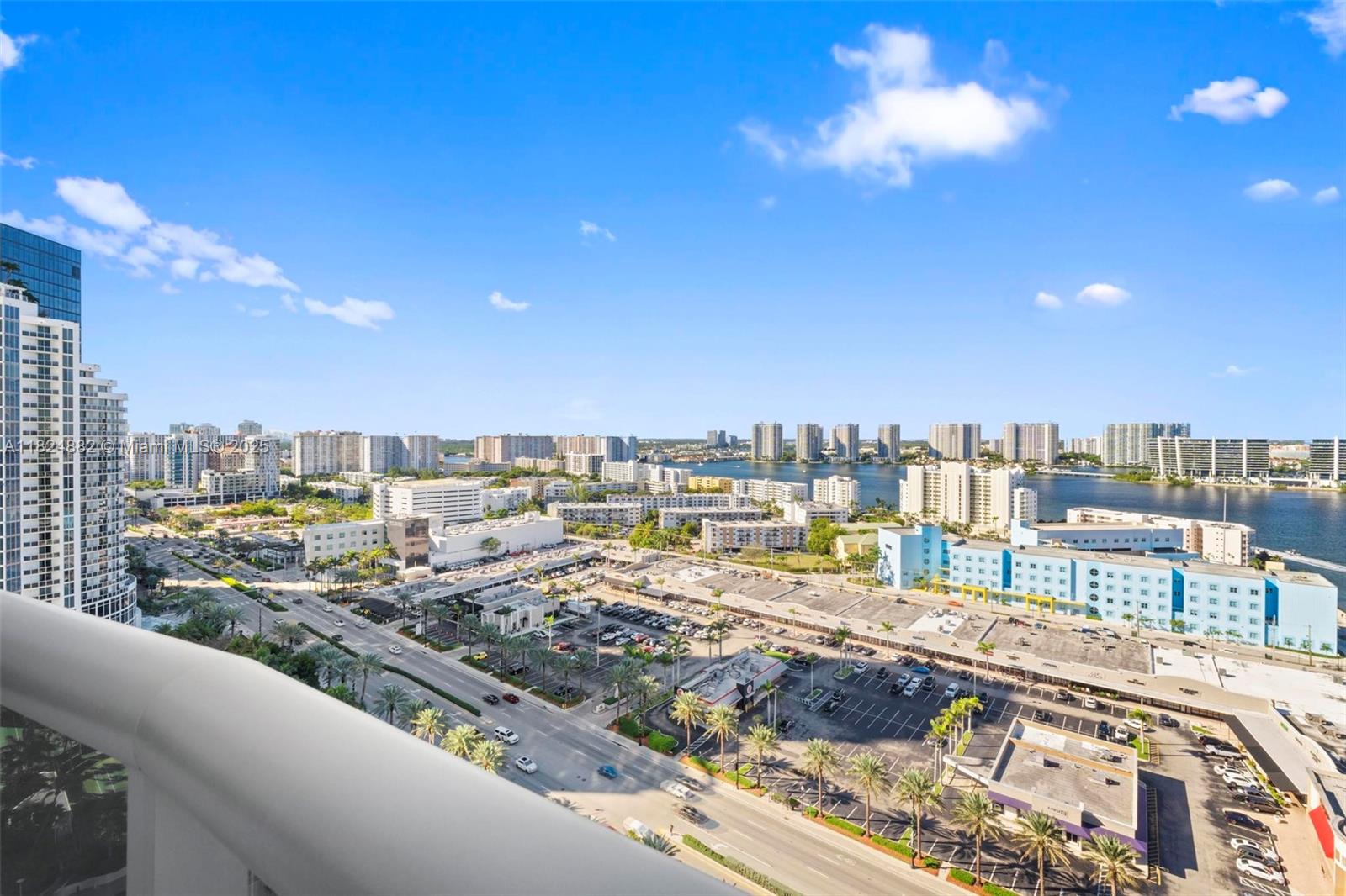 TRUMP ROYALE CONDO - Residential