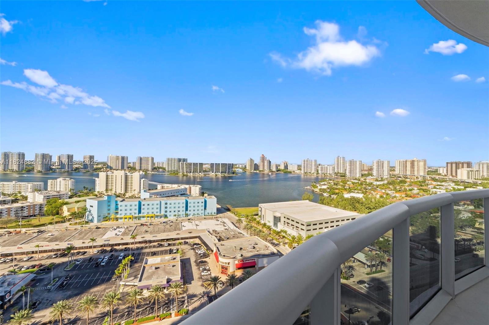 TRUMP ROYALE CONDO - Residential