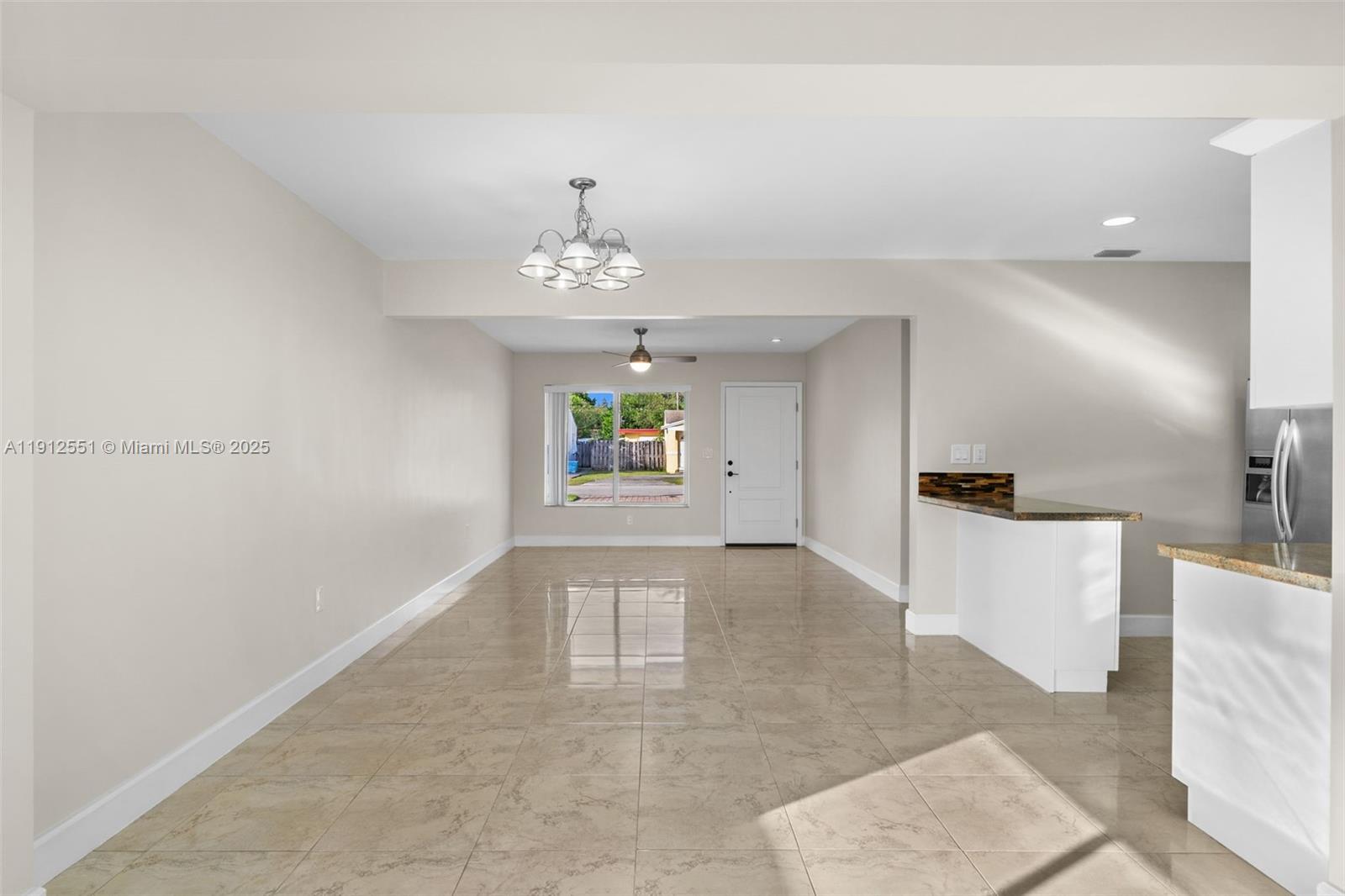 HOLLYWOOD PARK - Residential Lease