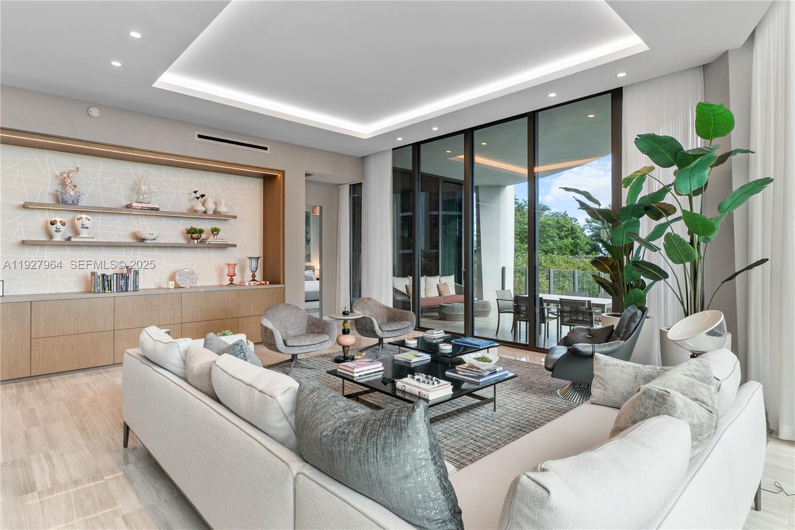 2821 S Bayshore Dr 5A