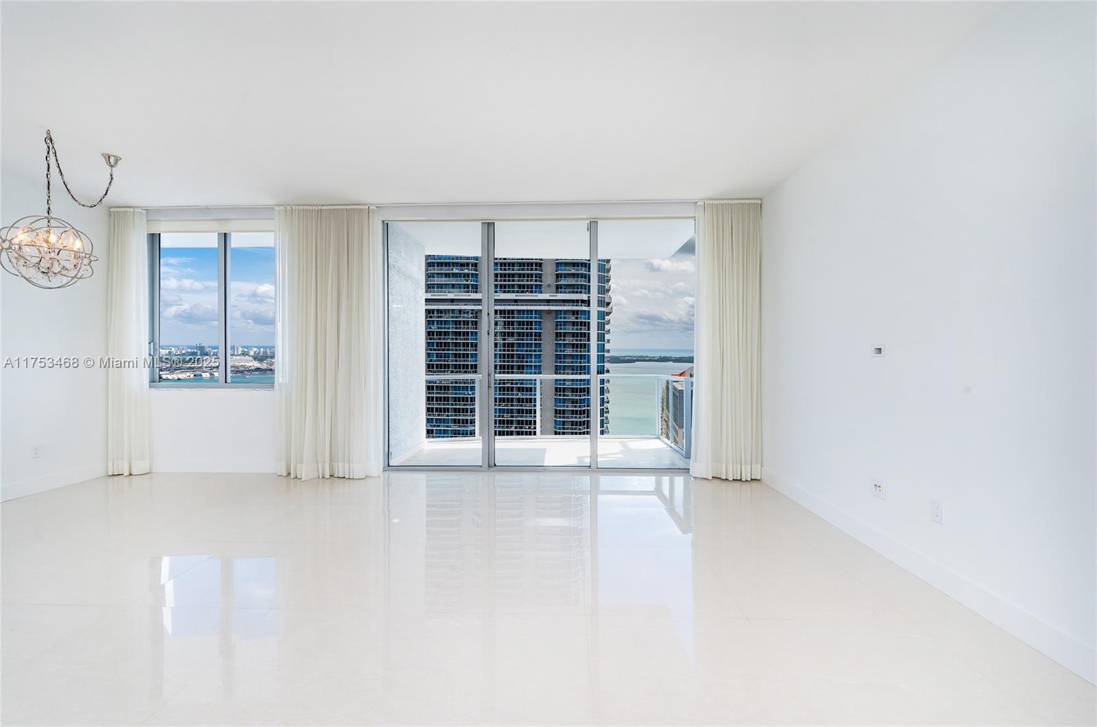 1060 Brickell Ave 4203