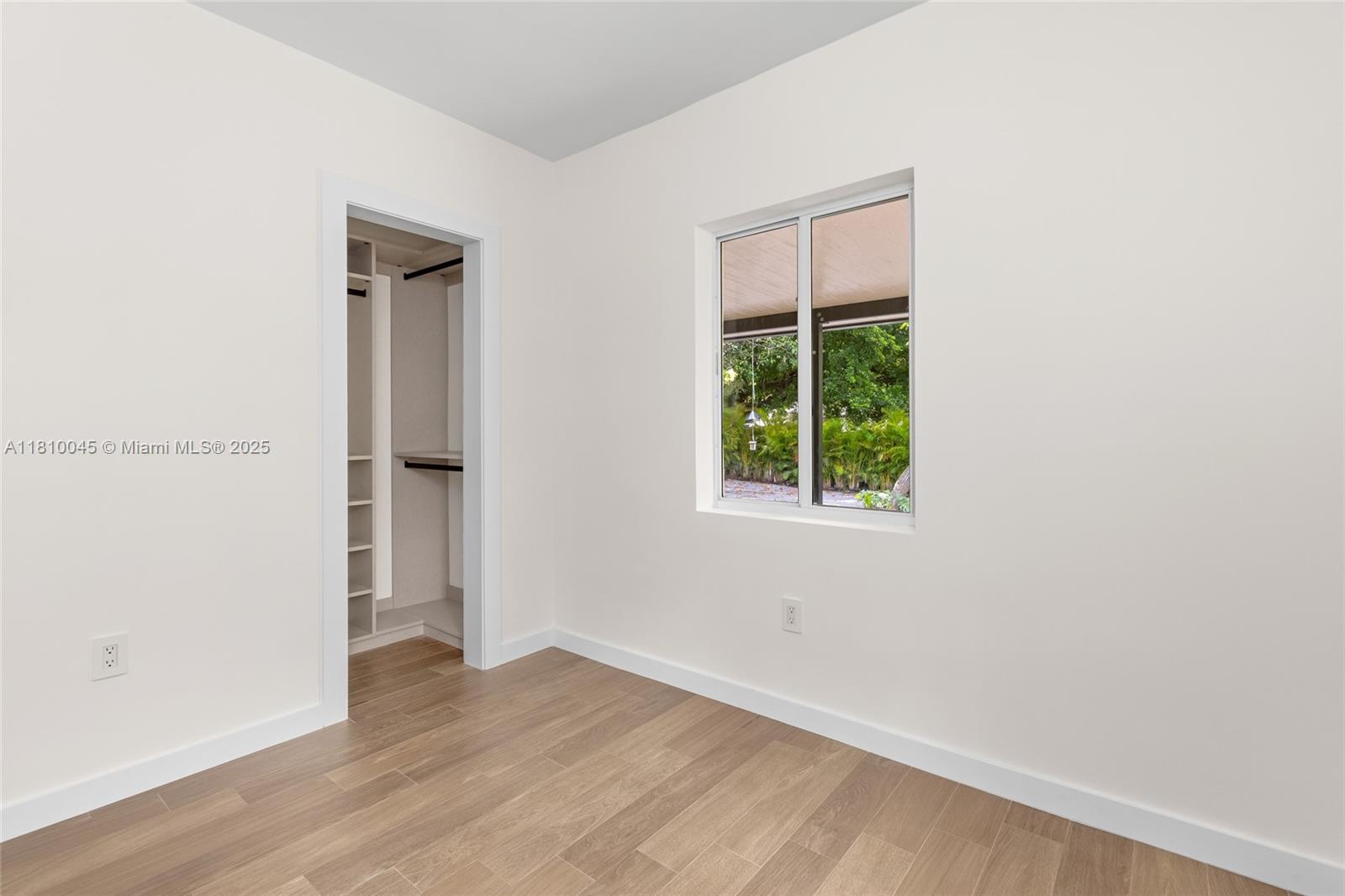 COLUMBIA PARK CORR PL - Residential