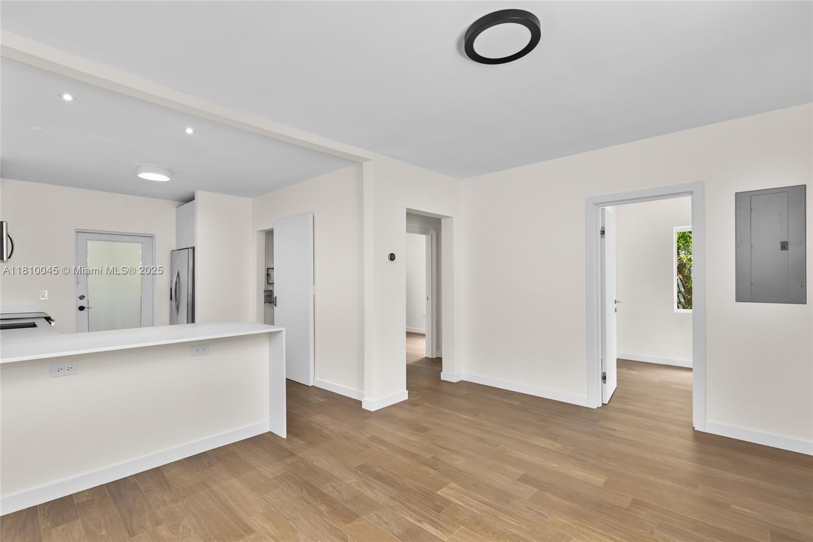 COLUMBIA PARK CORR PL - Residential