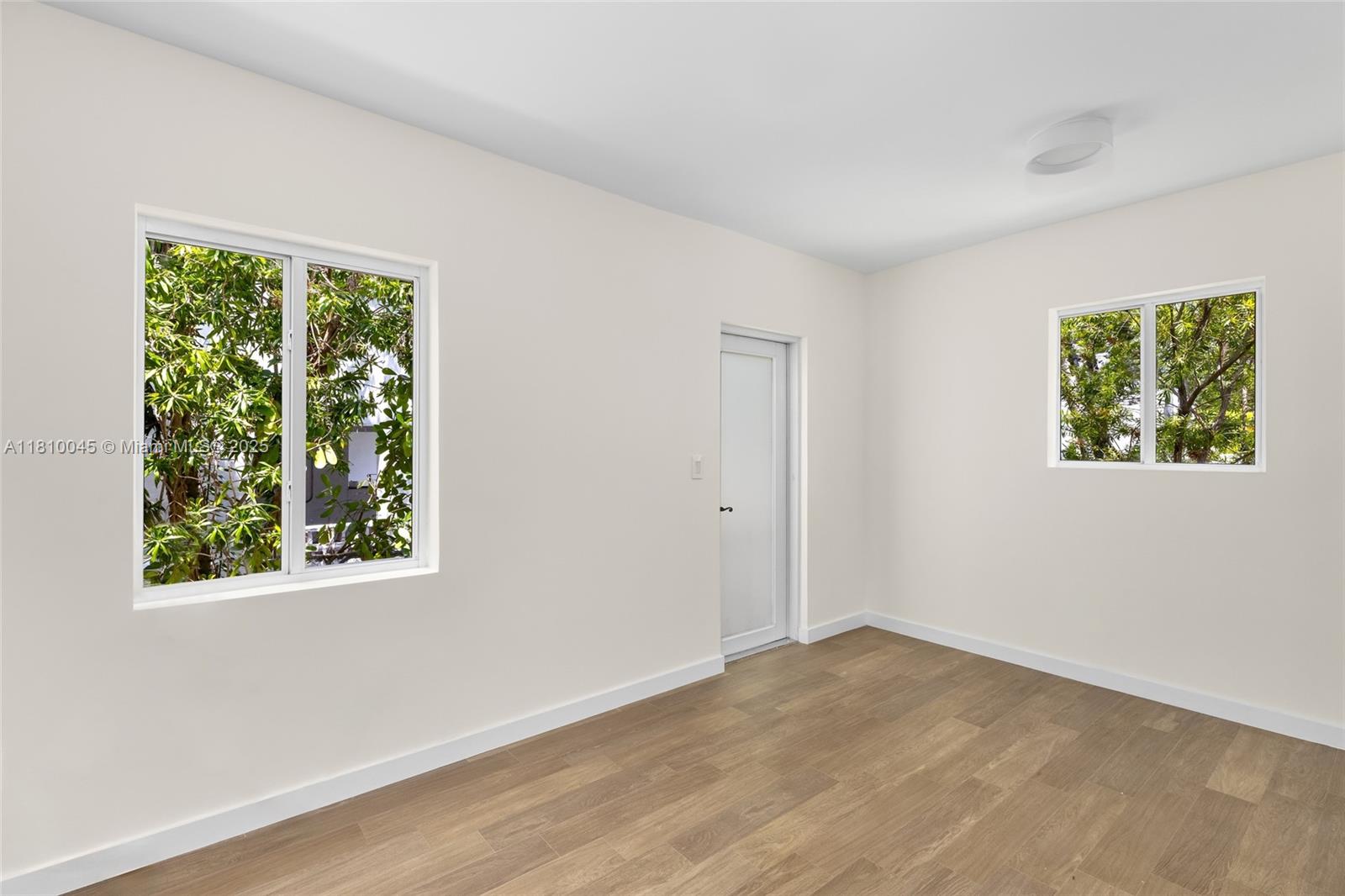 COLUMBIA PARK CORR PL - Residential
