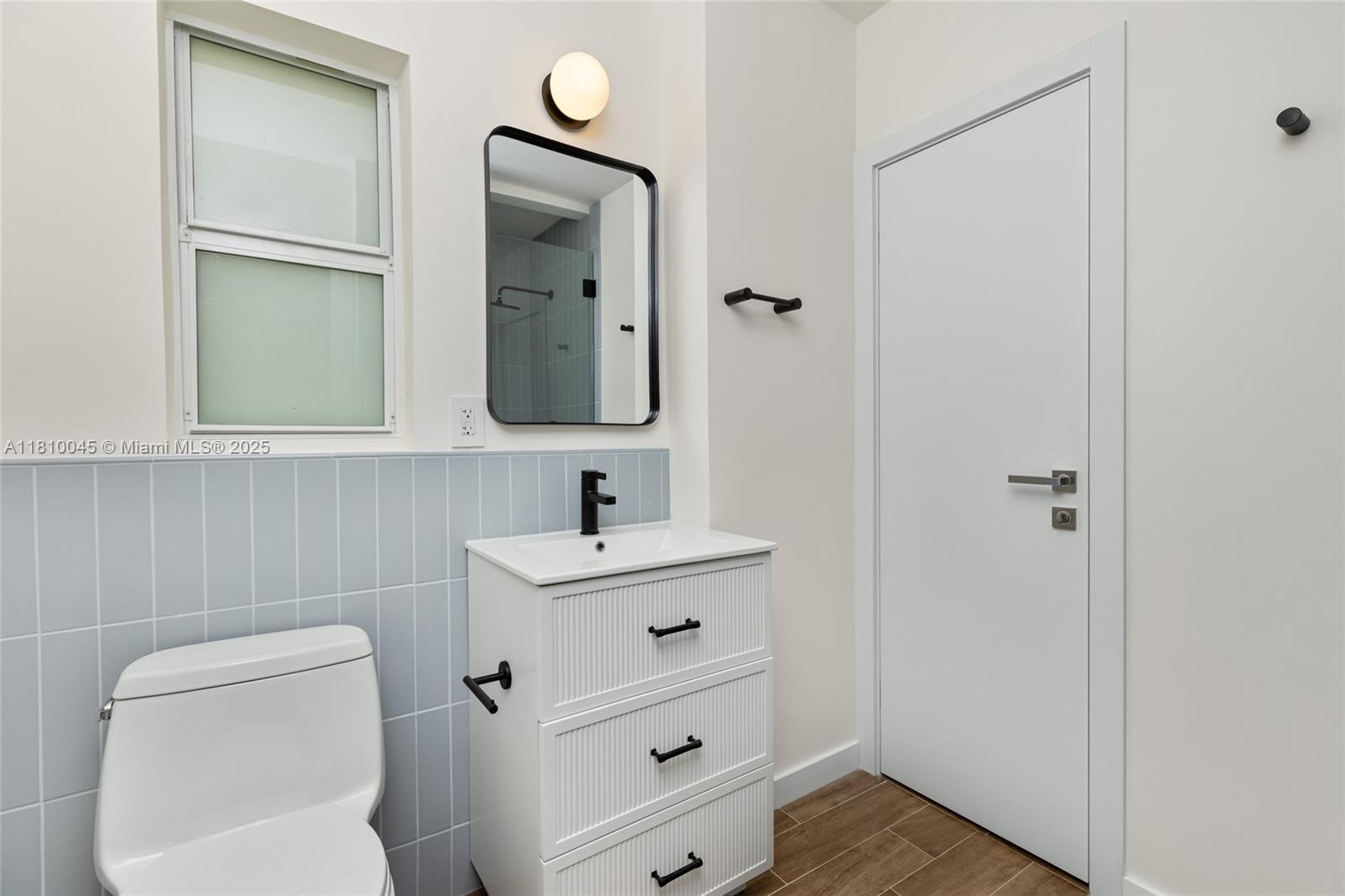 COLUMBIA PARK CORR PL - Residential
