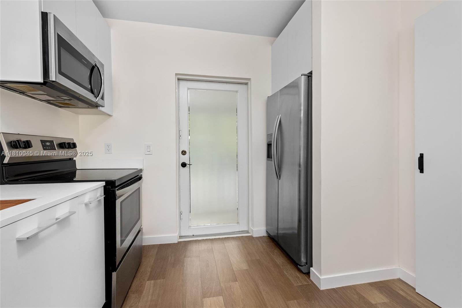 COLUMBIA PARK CORR PL - Residential